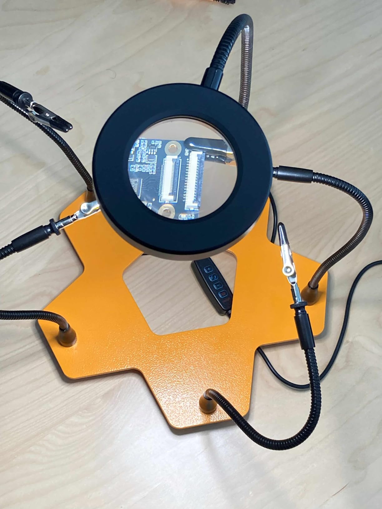 KOTTO LED Lighted Magnifying Third Hand Soldering PCB Holder Tool Five Arms customer photo 1