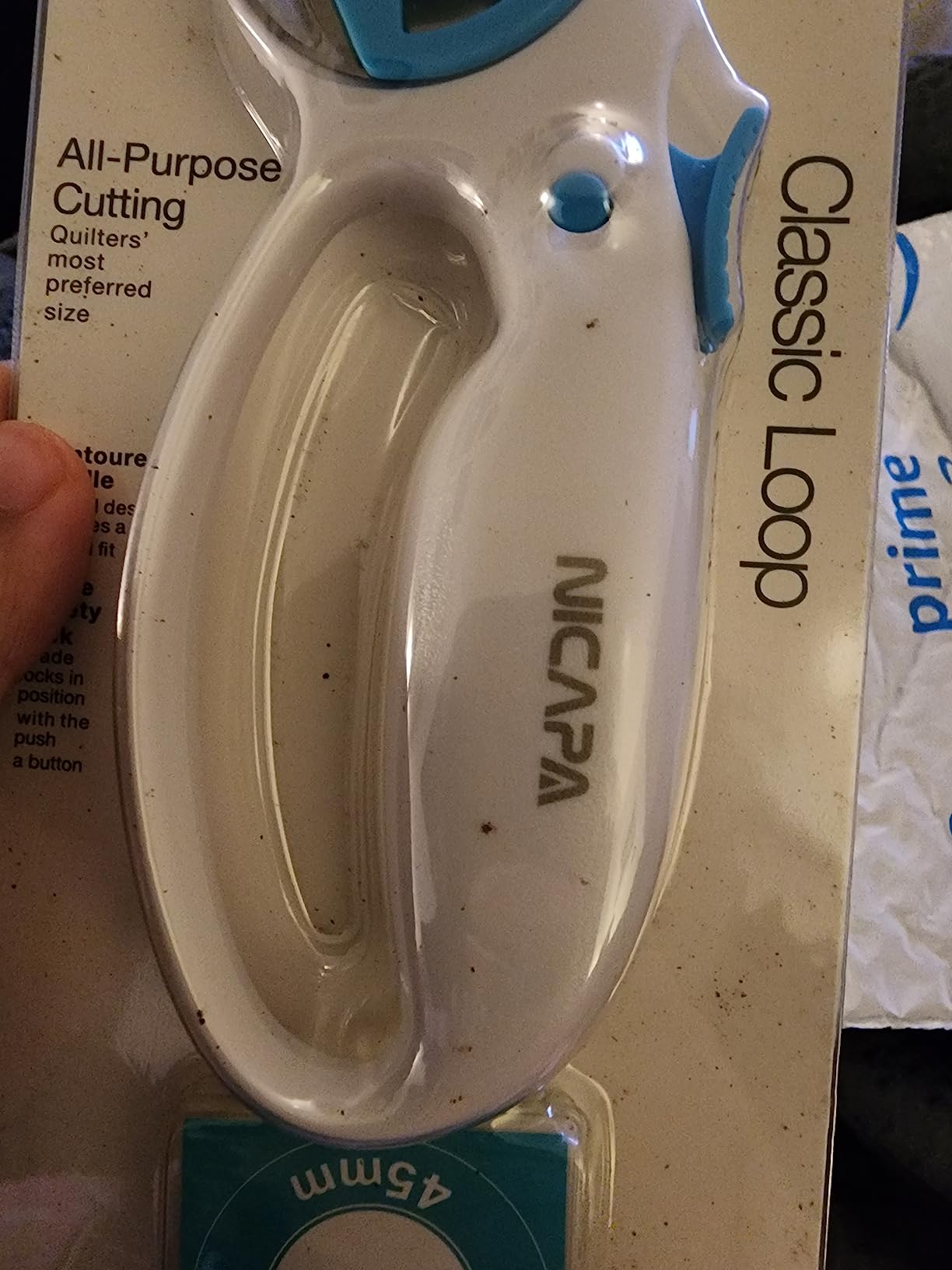 NICAPA 45mm Rotary Cutter for Fabric with Safety Lock Ergonomic Classic Comfort Loop Rotary Cutter for Crafting Sewing Quilting (Extra 5pcs 45mm Replacement Blades Included) customer photo 1