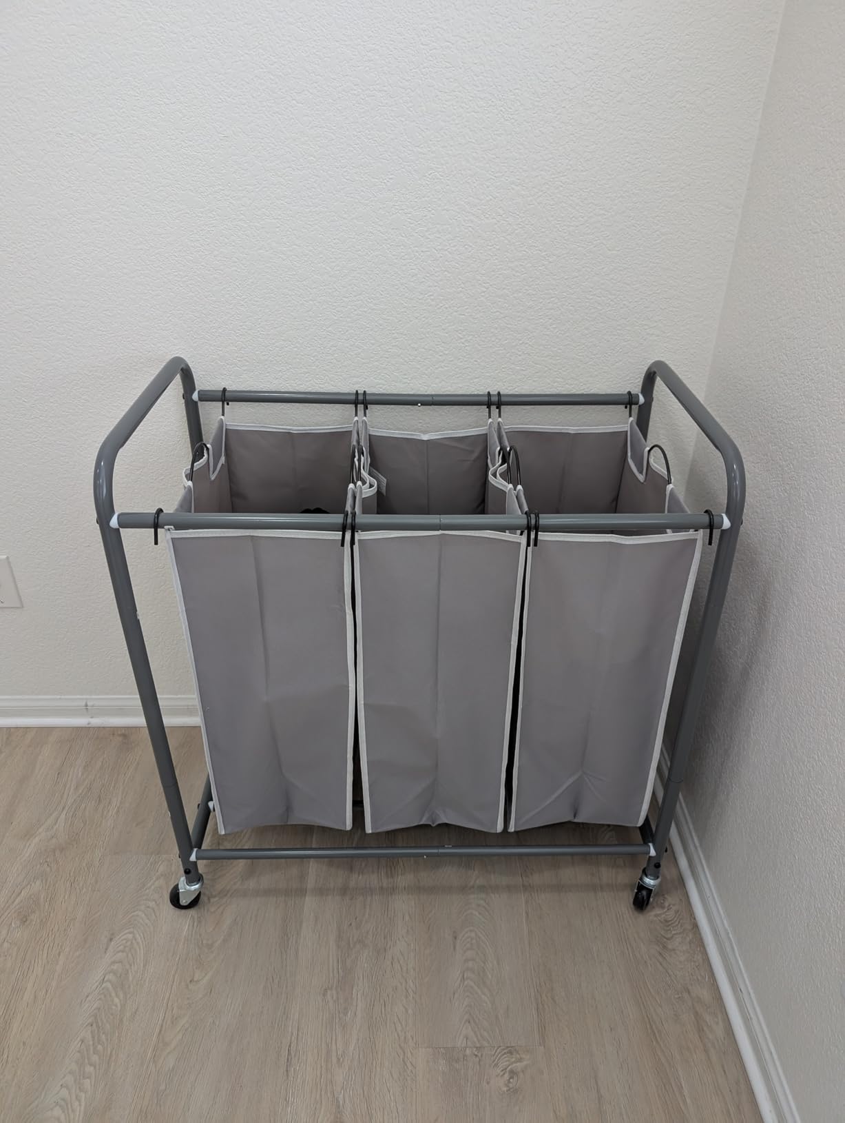 STORAGE MANIAC Laundry Sorter 4 Section, 47.5 Gal (180 L) Laundry Hamper with Wheels, Clothes Divider Basket Sorter, Separator Hamper Cart with Removable Bags, Gray customer photo 2