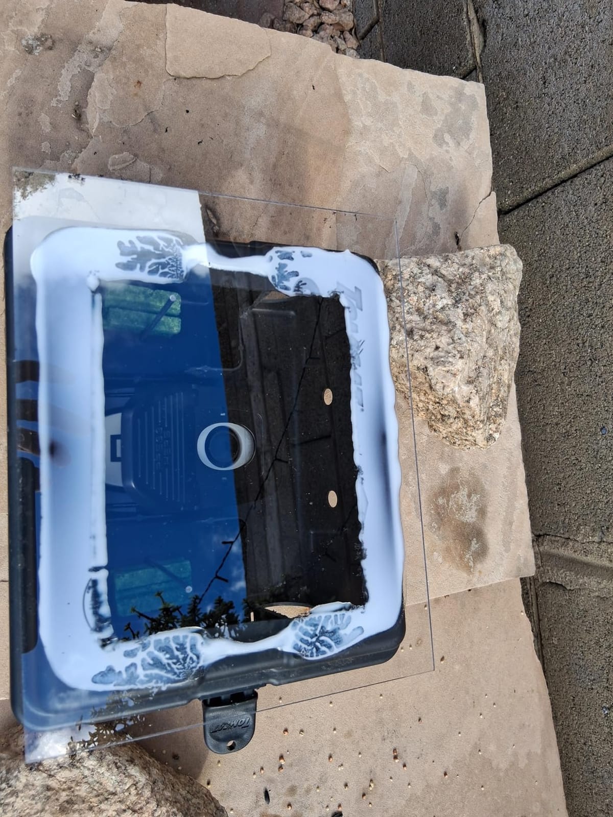 Outpost Rat Bait Station | Single Station Targets Small Mice Up to Large Rats | Position Horizontal or Vertical | Made in USA customer photo 1