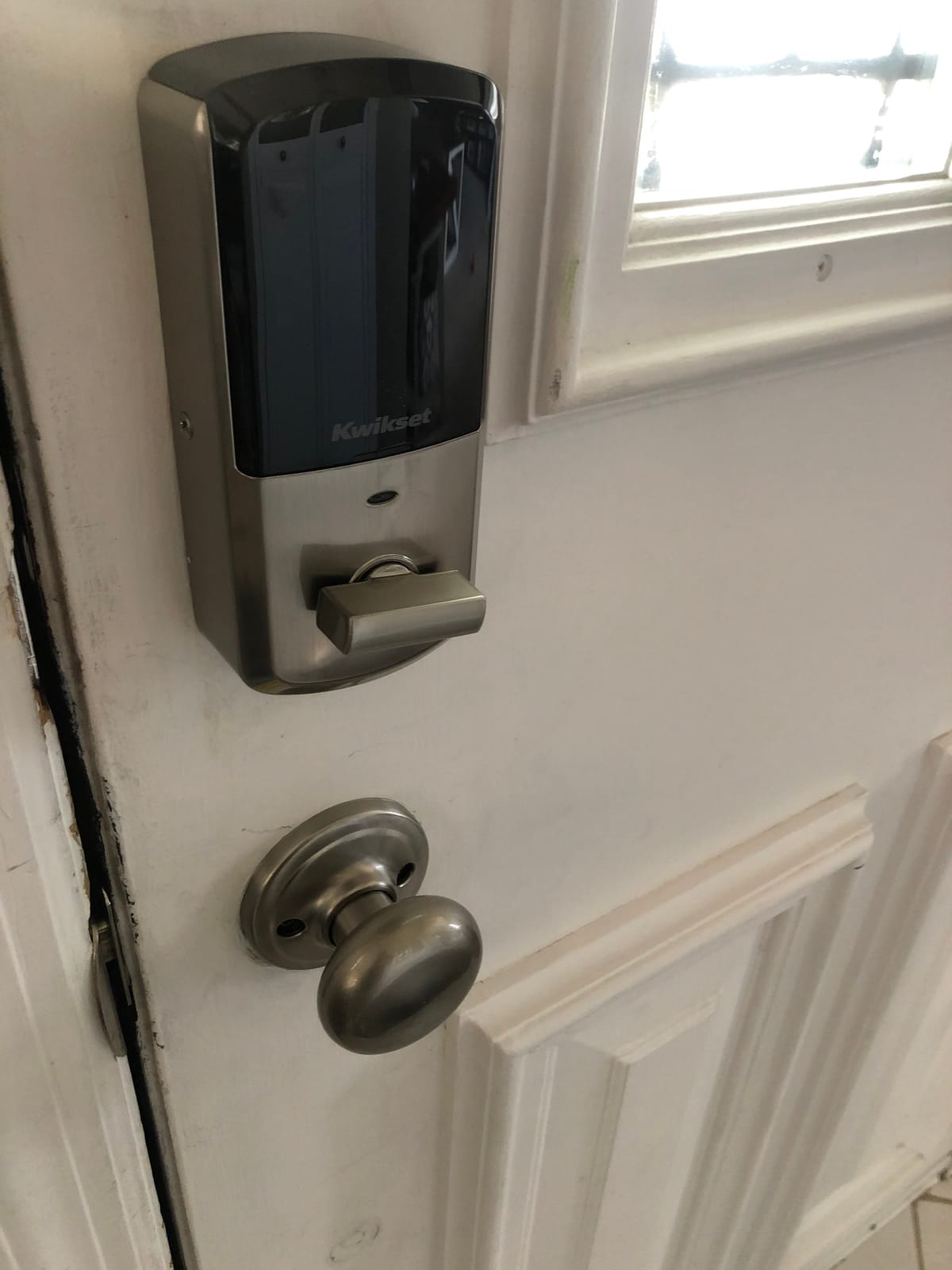 Kwikset 938WIFIKYPD-15S Halo Wi-Fi Enabled Smart Lock Deadbolt with Keypad and SmartKey Backup Satin Nickel Finish customer photo 2