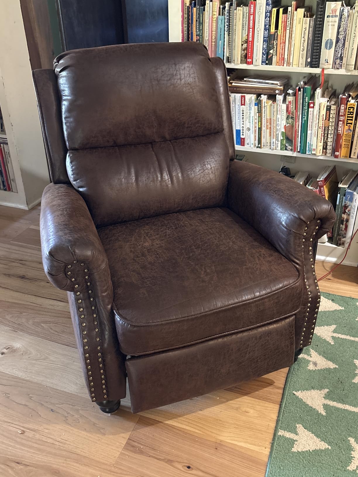 CANMOV Pushback Recliner Chair Faux Leather Armchair Push Back Recliner with Rivet Decoration Single Sofa Accent Chair for Living Room, Chocolate customer photo 1