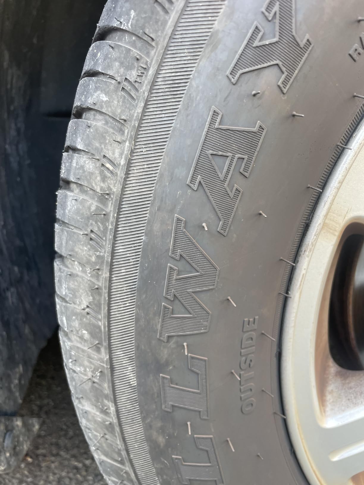 Fullway HP108 245/45ZR20 103W All Season XL 20 inch Tire customer photo 2