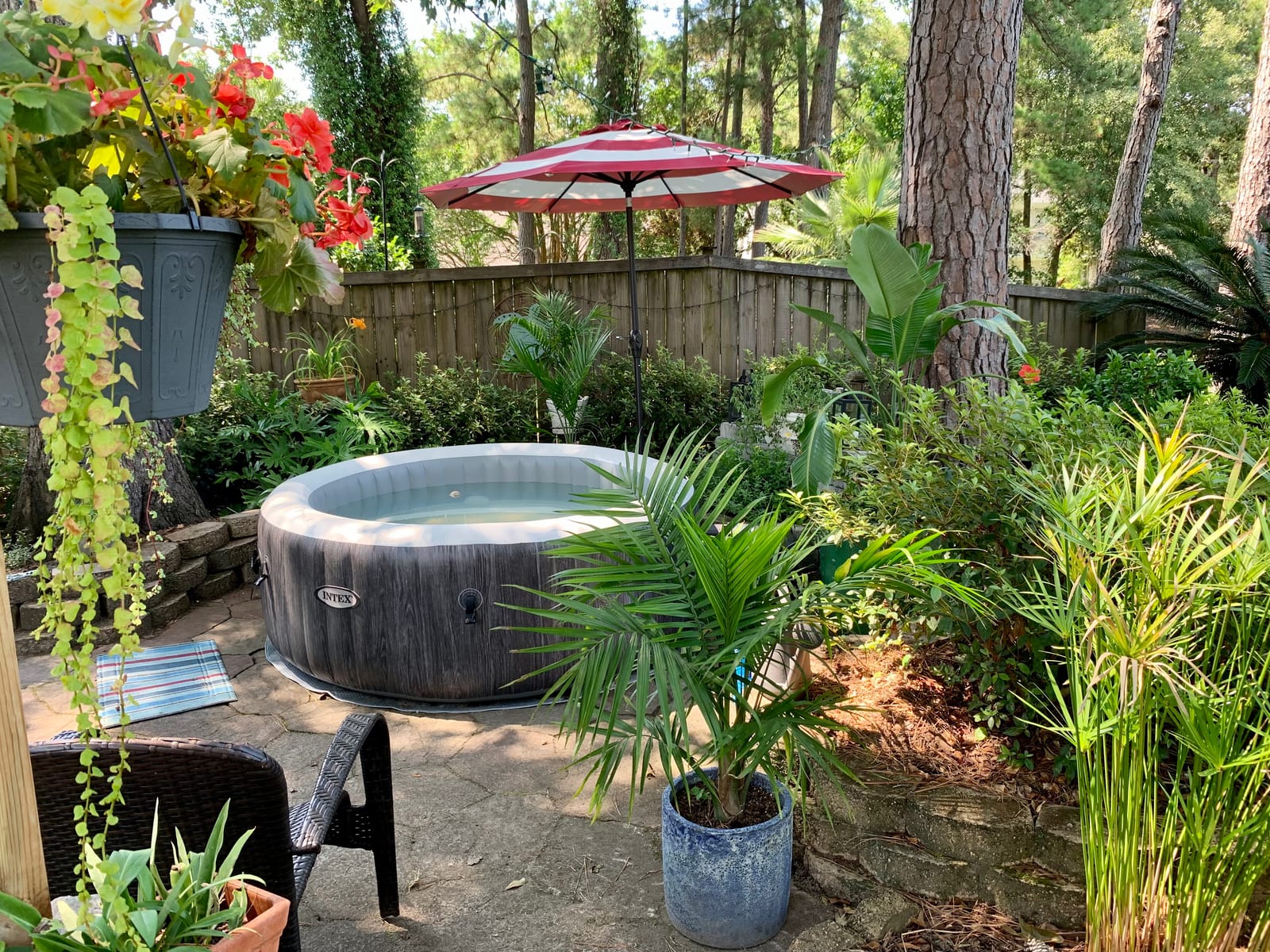 Intex 28439E 4-Person PureSpa 77in X 28in Greywood Deluxe Set customer photo 1