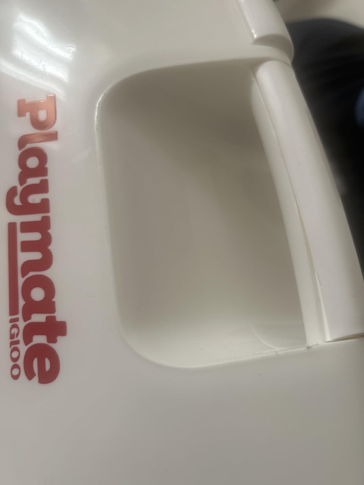 Igloo Classic Playmate Coolers | Insulated Hard Shell Cooler Chest customer photo 2
