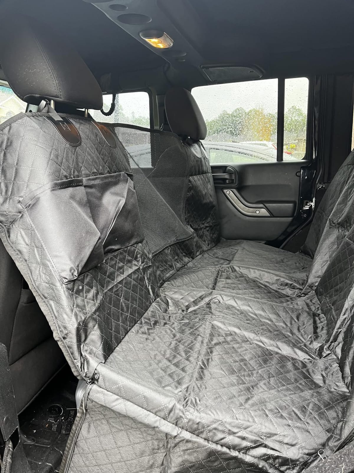 Vailge Dog Car Seat Cover for Back Seat, 100% Waterproof Back Seat Pet Cover for Dogs with Mesh Window, Scratch Prevent Antinslip Dog Hammock for Car customer photo 2