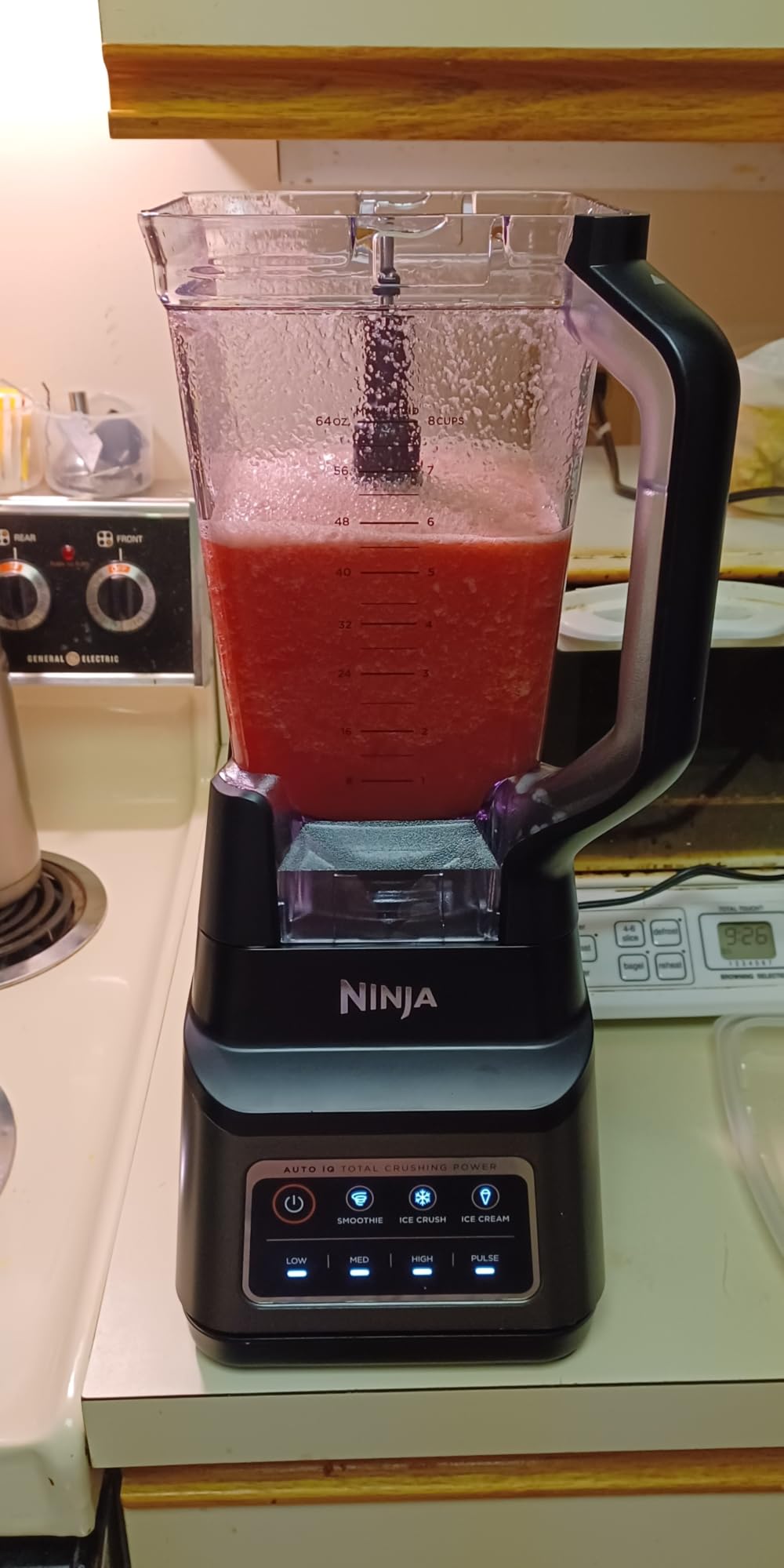 Ninja Professional Plus Blender, Auto-iQ, 1400W, 72oz Pitcher, BN701 customer photo 2