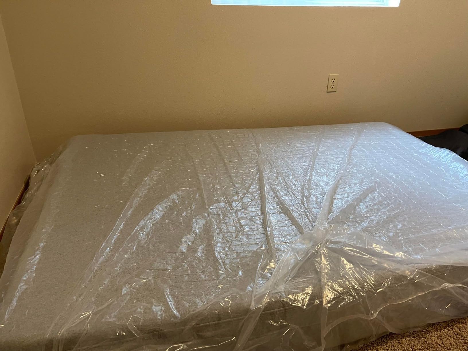 Casper Sleep Element Queen Mattress - Medium Feel - Motion Isolation - Breathable, Cooling Memory Foam - 100-Night Trial - CertiPUR-US customer photo 2
