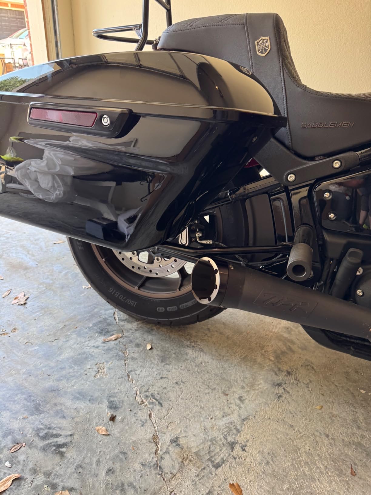 TCT-MOTORPARTS Complete Hard Saddlebags w/Black Latch Fit for Harley Touring Road King Street Electra Glide Ultra-Classic 2014-Later customer photo 1