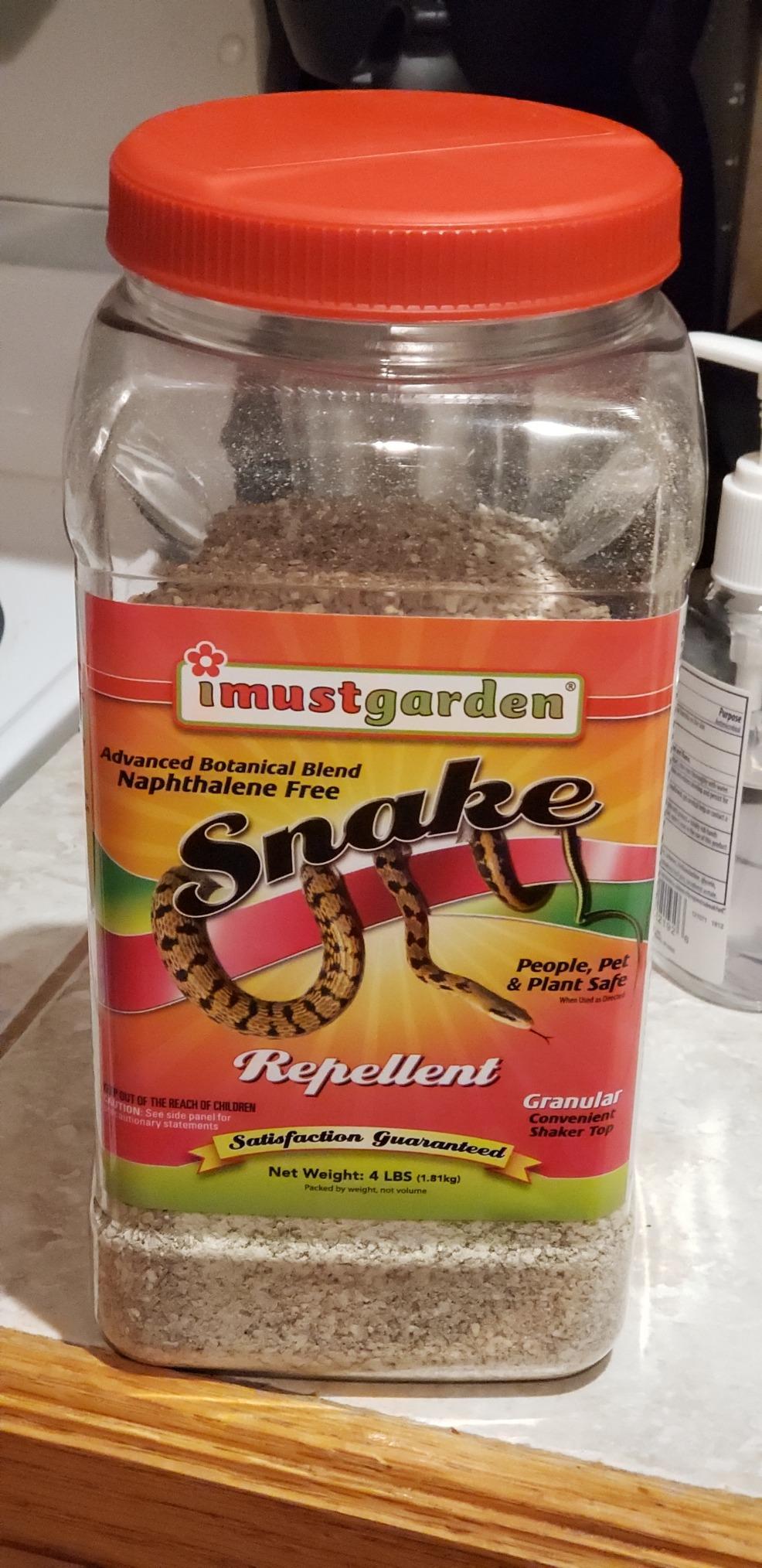 I Must Garden Snake Repellent: Powerful All-Natural Protection – 5 lb. Granular Shaker Jar customer photo 2