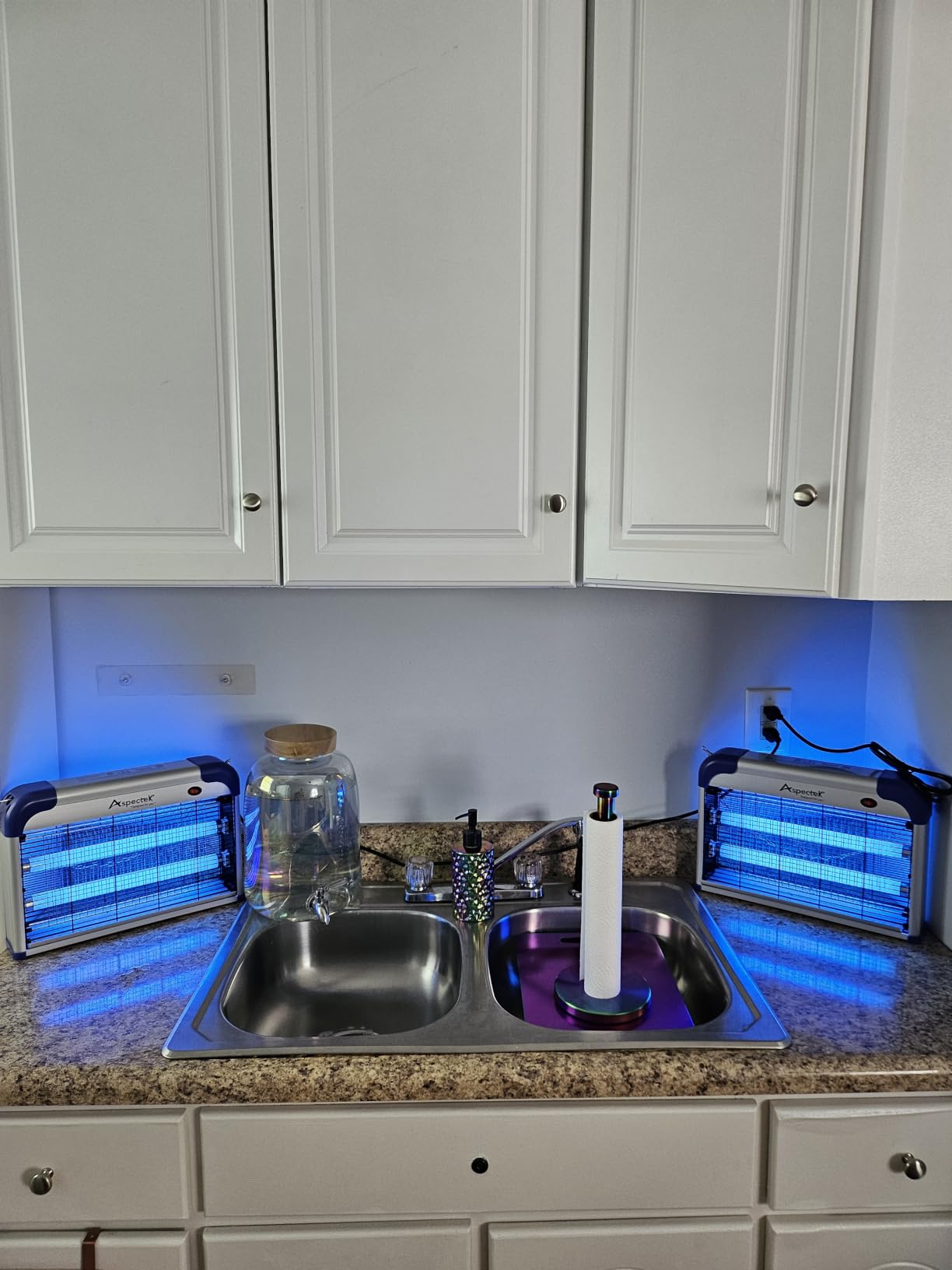 ASPECTEK 20W Heavy Duty Bug Zapper, High-Voltage Electric Mosquito and Fly Killer, Indoor and Covered Outdoor Gnat Control for Bedroom, Patio and Greenhouse, Includes 2 Bulbs - Purple customer photo 2