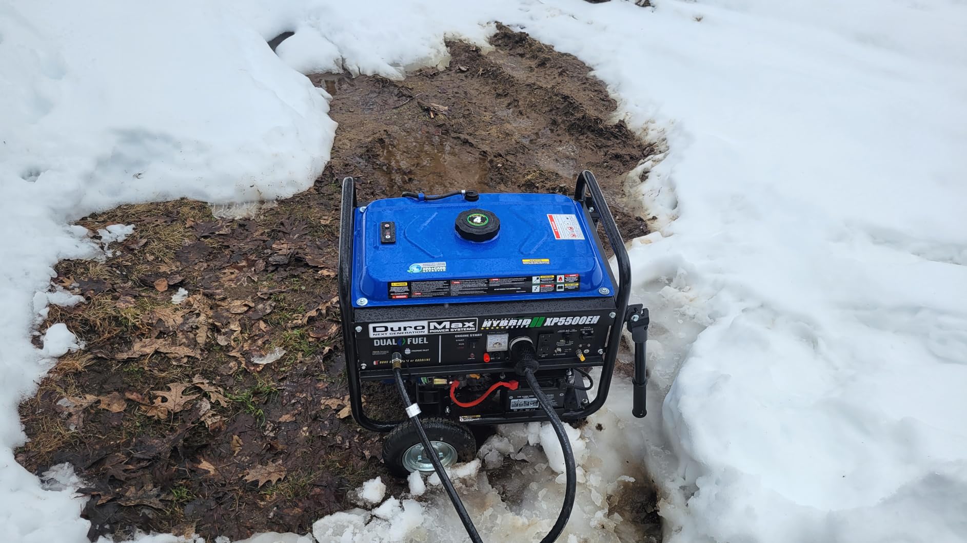 DuroMax XP5500HX 5,500-Watt Dual Fuel Portable Generator - Gas & Propane, Electric Start, RV & Emergency Ready customer photo 1