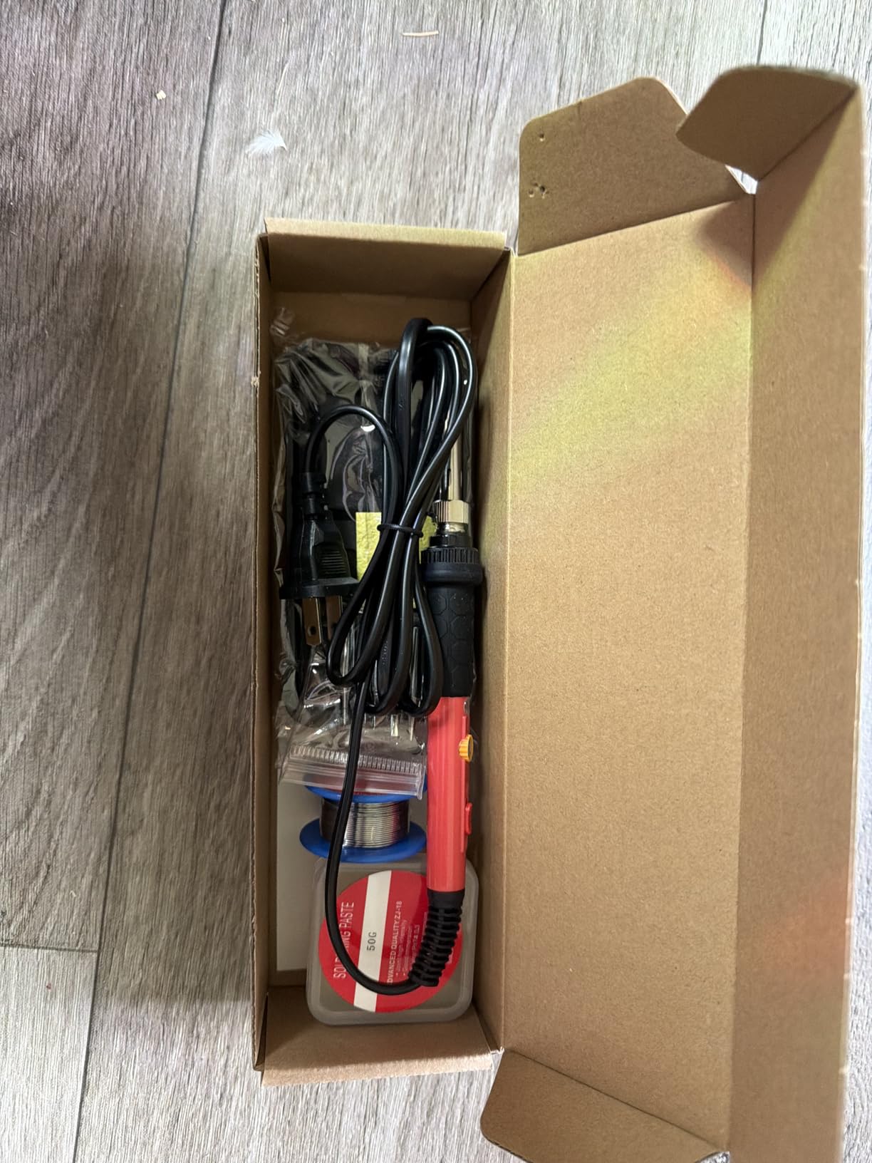 Soldering Iron Kit, 60W Soldering Iron with 5pc Interchangeable Tips, 10-in-1 Adjustable Temperature Solder Welding Tools, Fast Heating, Electronic Repair, 110V customer photo 1