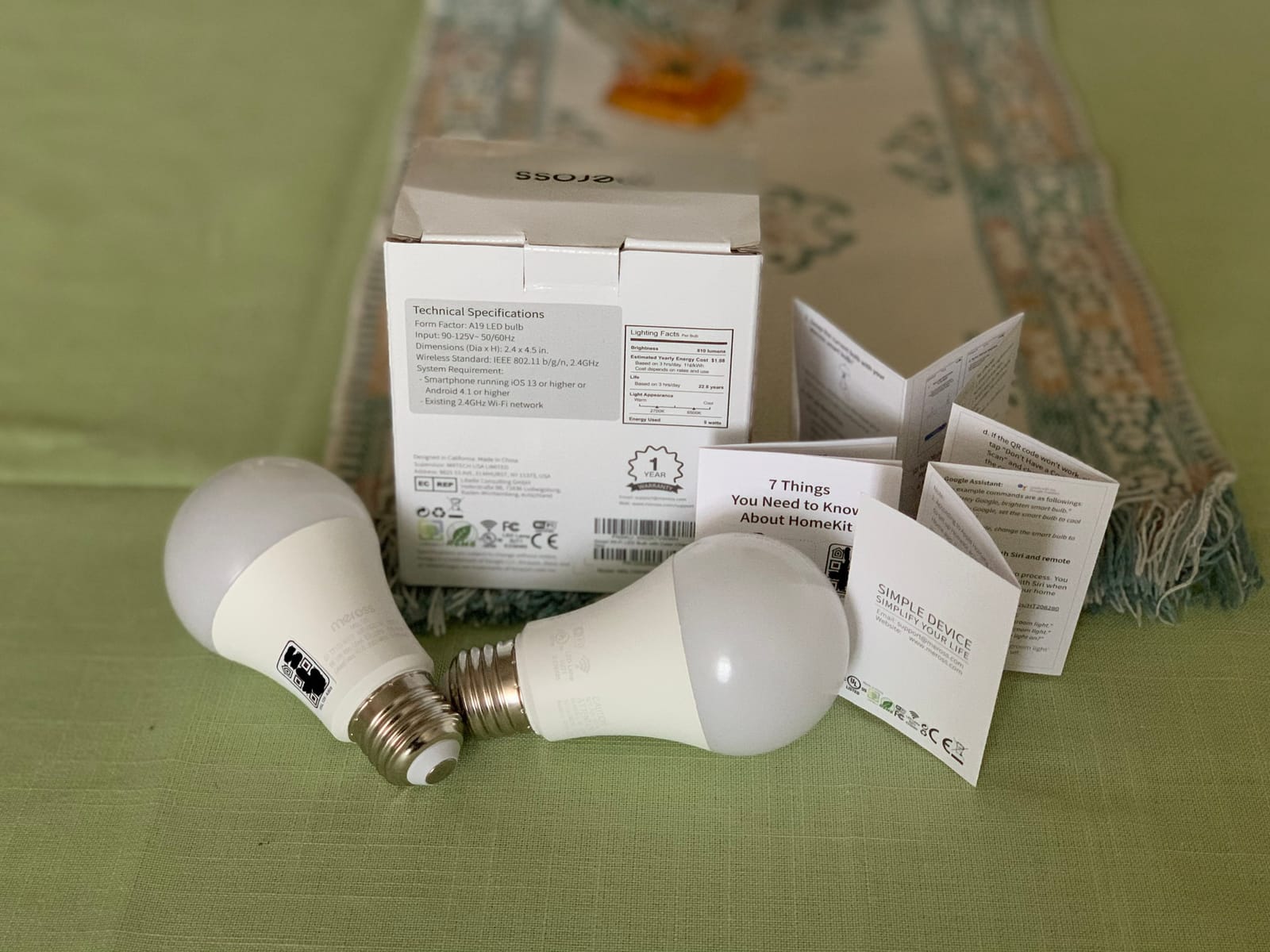 meross Smart LED Light Bulb, Supports Apple HomeKit Dimmable E26 Multicolor customer photo 1