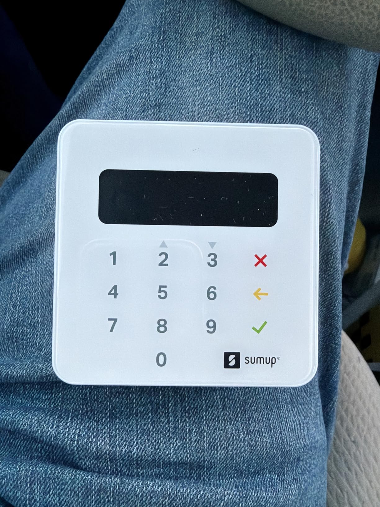 SumUp Plus Card Reader, Bluetooth - NFC RFID Credit Card Reader for Smartphone customer photo 2