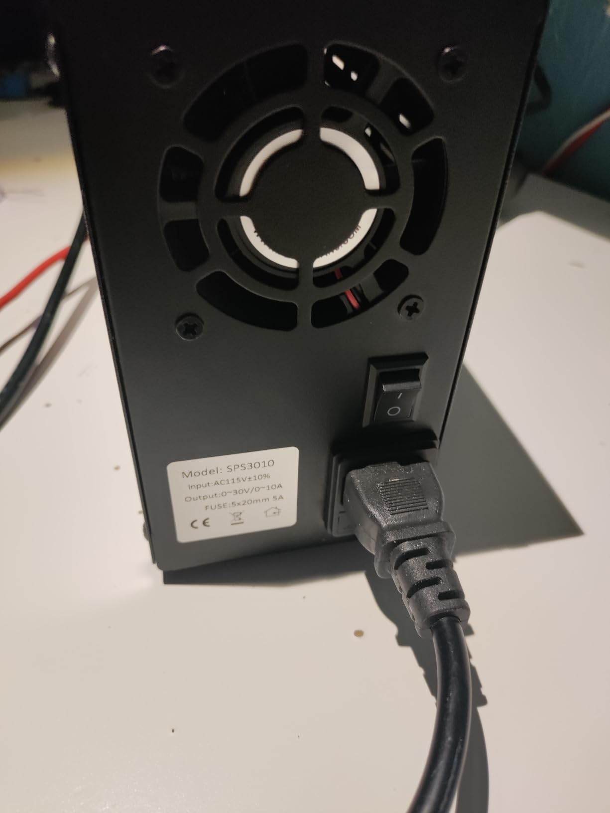 DC Power Supply Variable, 30V 10A Adjustable Switching Regulated DC Bench Power Supply with Intelligent Charging Mode, 18W USB Interface, Precision Encoder Knob (Black) customer photo 1