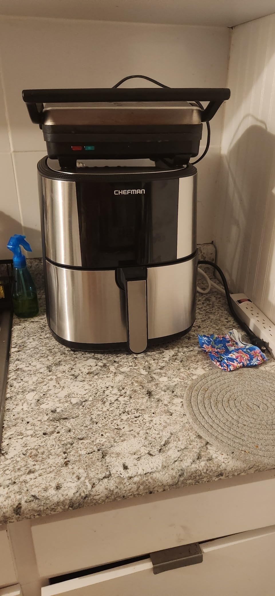Chefman Air Fryer 8 Qt | TurboFry® 4-in-1 with 450°F Hi-Fry Option for Crispier Results | Bake, Dehydrate, Frozen | XL Nonstick Dishwasher-Safe Basket | Stainless Steel customer photo 1