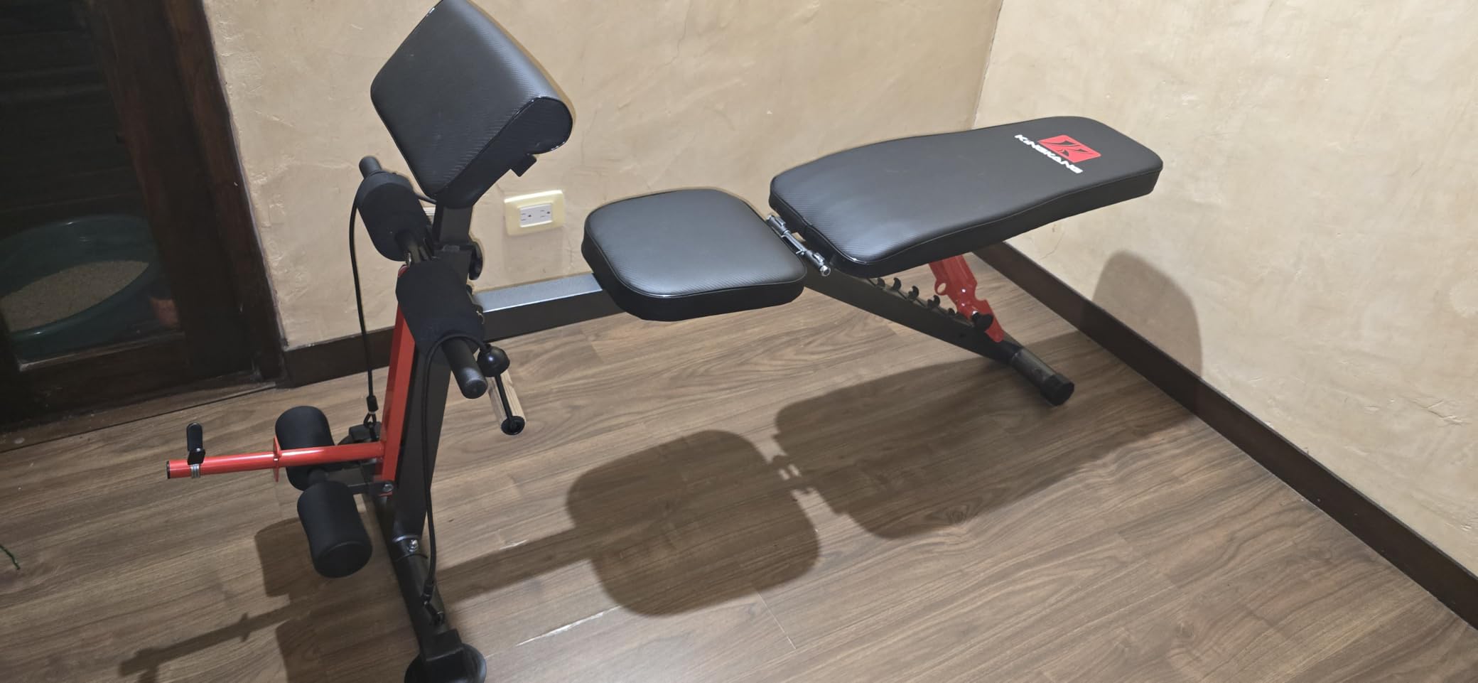 K KiNGKANG Adjustable Weight Bench for Home Gym Full Body Strength Training customer photo 2