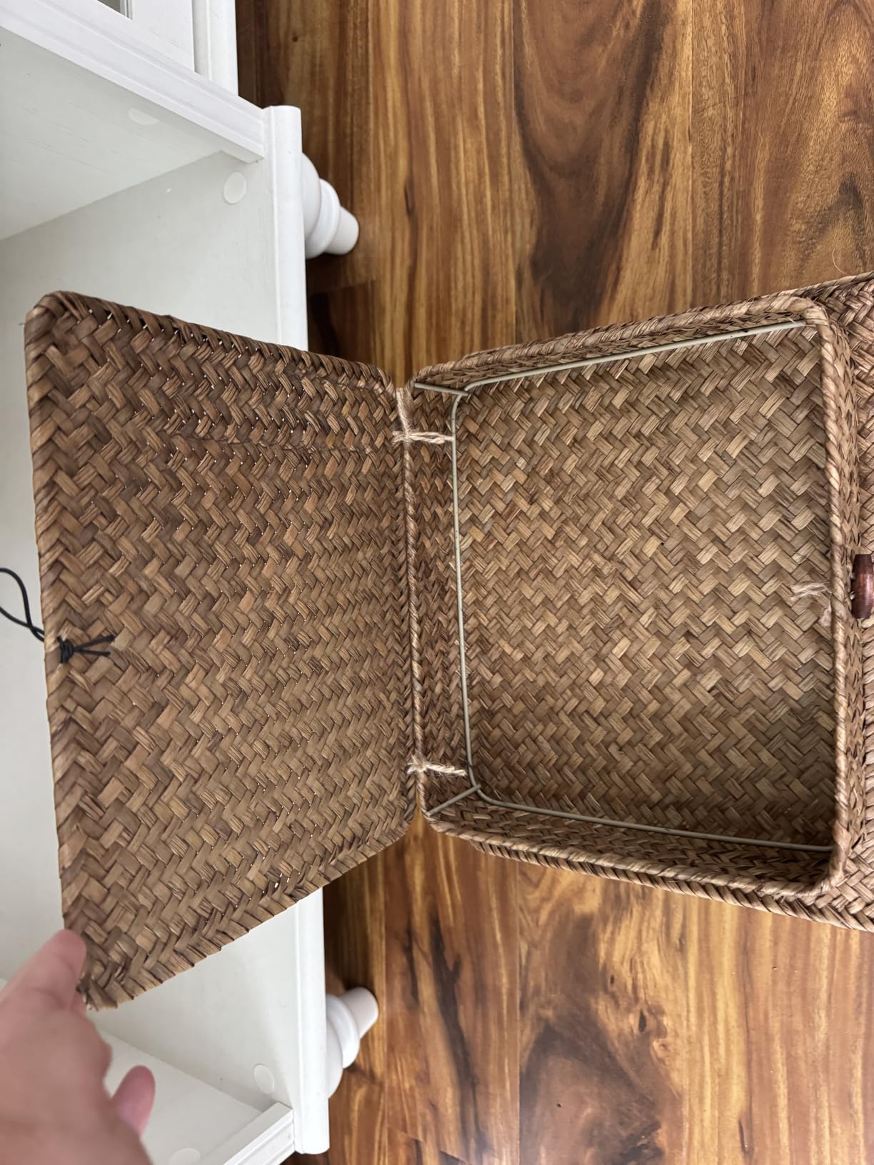 Hipiwe Set of 2 Flat Wicker Storage Basket Bins with Lid Woven Seagrass Box customer photo 1