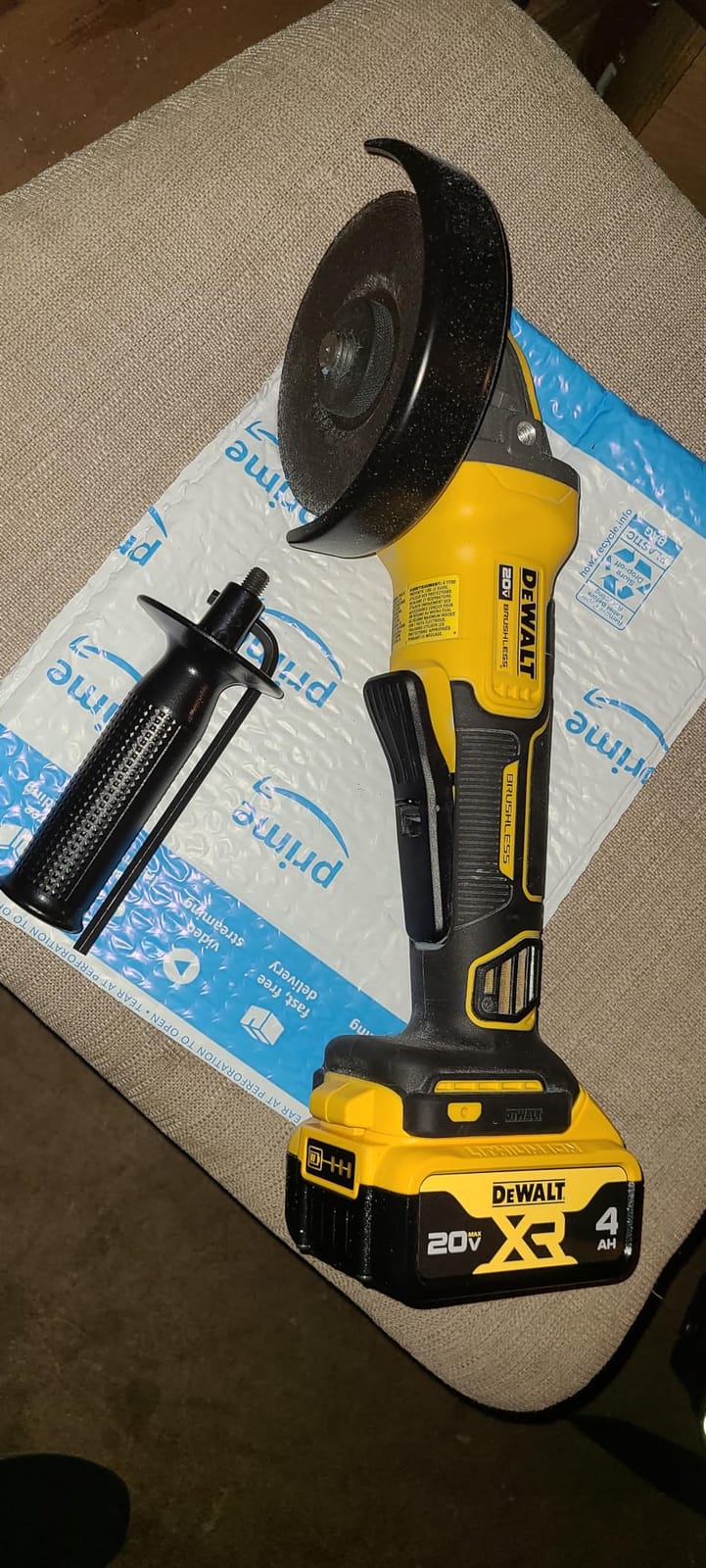 DEWALT FLEXVOLT ADVANTAGE 20V MAX* Angle Grinder, Paddle Switch, 4-1/2-Inch to 5-Inch, Tool Only (DCG416B) | 4-1/2-Inch to 5-Inch, Tool Only (DCG416B) customer photo 2