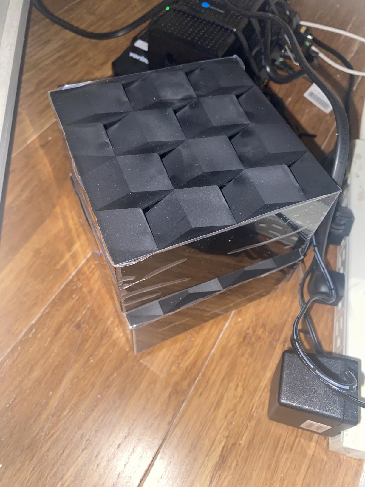 NETGEAR Nighthawk Advanced Whole Home Mesh WiFi 6 System (MK63S) with Free Armor Security – AX1800 Router with 2 Satellite Extenders, Coverage up to 4,500 sq. ft. and 25+ Devices customer photo 2
