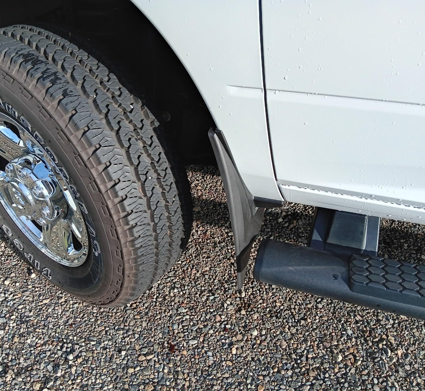 WeatherTech Custom No Drill Splash Guard MudFlaps for RAM Ram 2500/3500, Ram Truck 2500/3500 - Front & Rear Set (110108-120108), Black customer photo 1