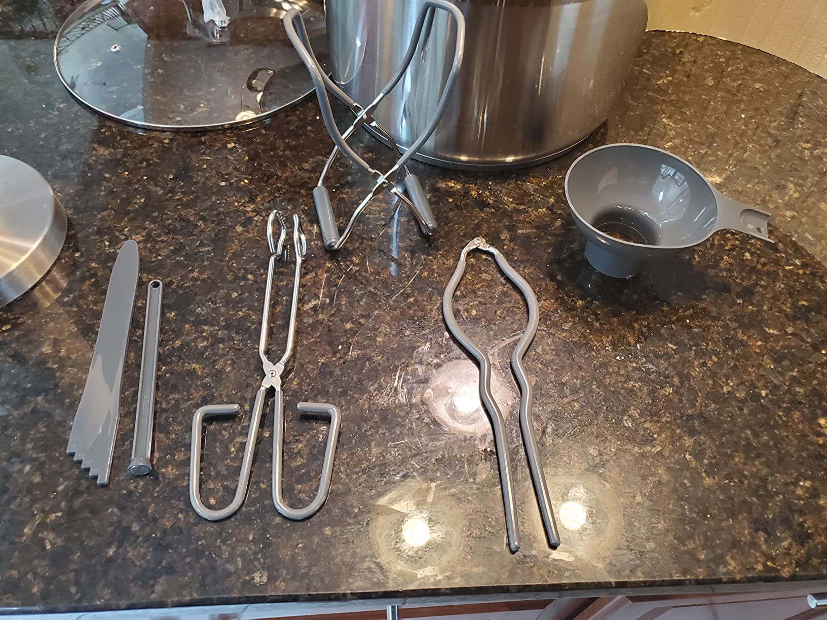CONCORD 20 Quart Stainless Steel Canning Pot Set. Includes Canning Rack, Tongs, Jar Lifter, Funnel, Wrench, Lid Lifter, Mixer/Measurer (Induction Compatible) customer photo 2