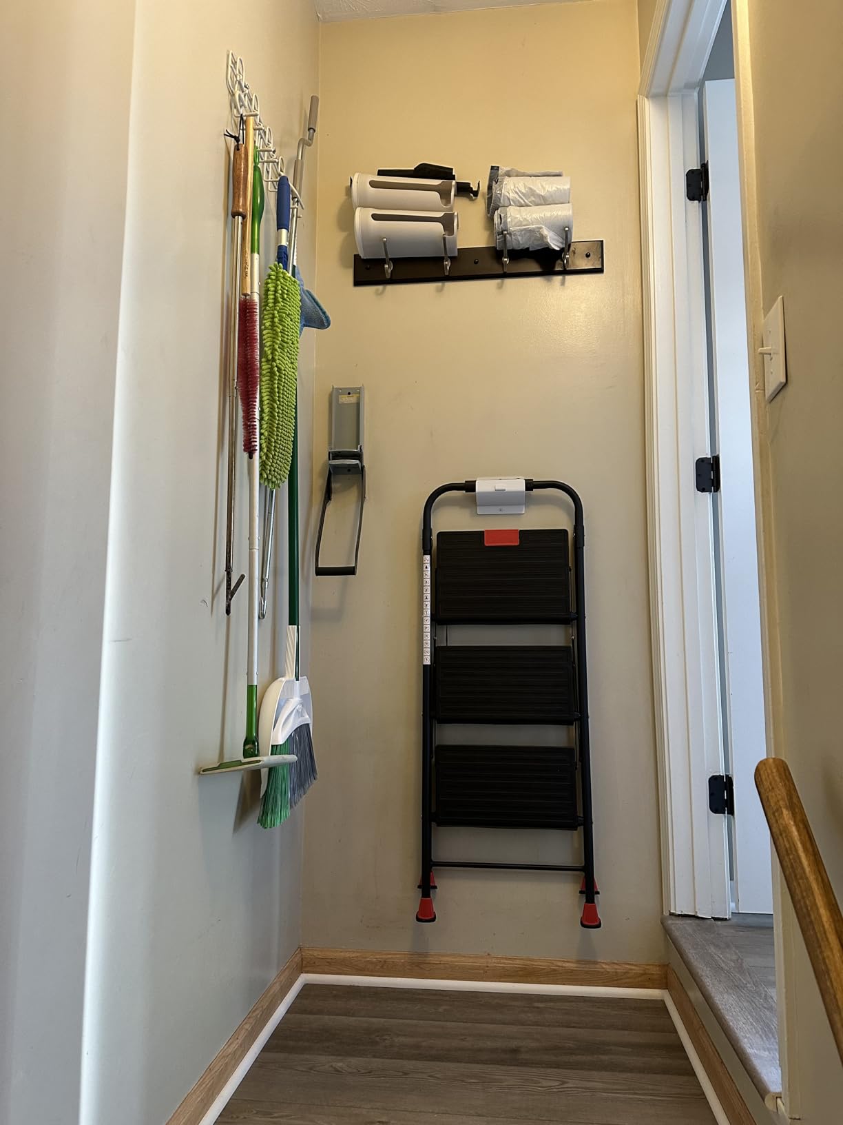 Ladder Hook - Black Heavy Duty Garage Wall Hanger - Utility Tool Storage customer photo 2
