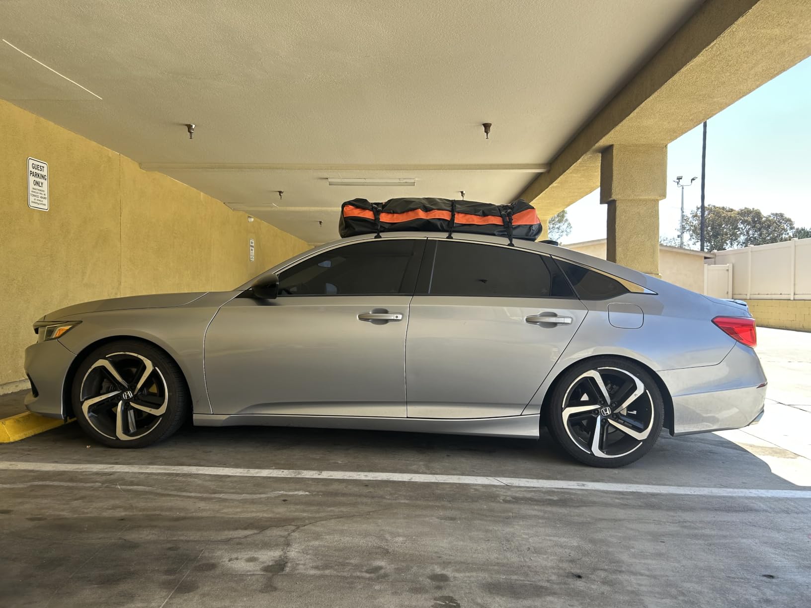 Car Rooftop Cargo Carrier Bag, 21 Cubic Feet 100% Waterproof Heavy Duty 840D Car Roof Bag for All Vehicle with/Without Racks - Anti-Slip Mat, 6 Door Hooks, Storage Bags, 2 Extra Straps, Luggage Lock customer photo 1