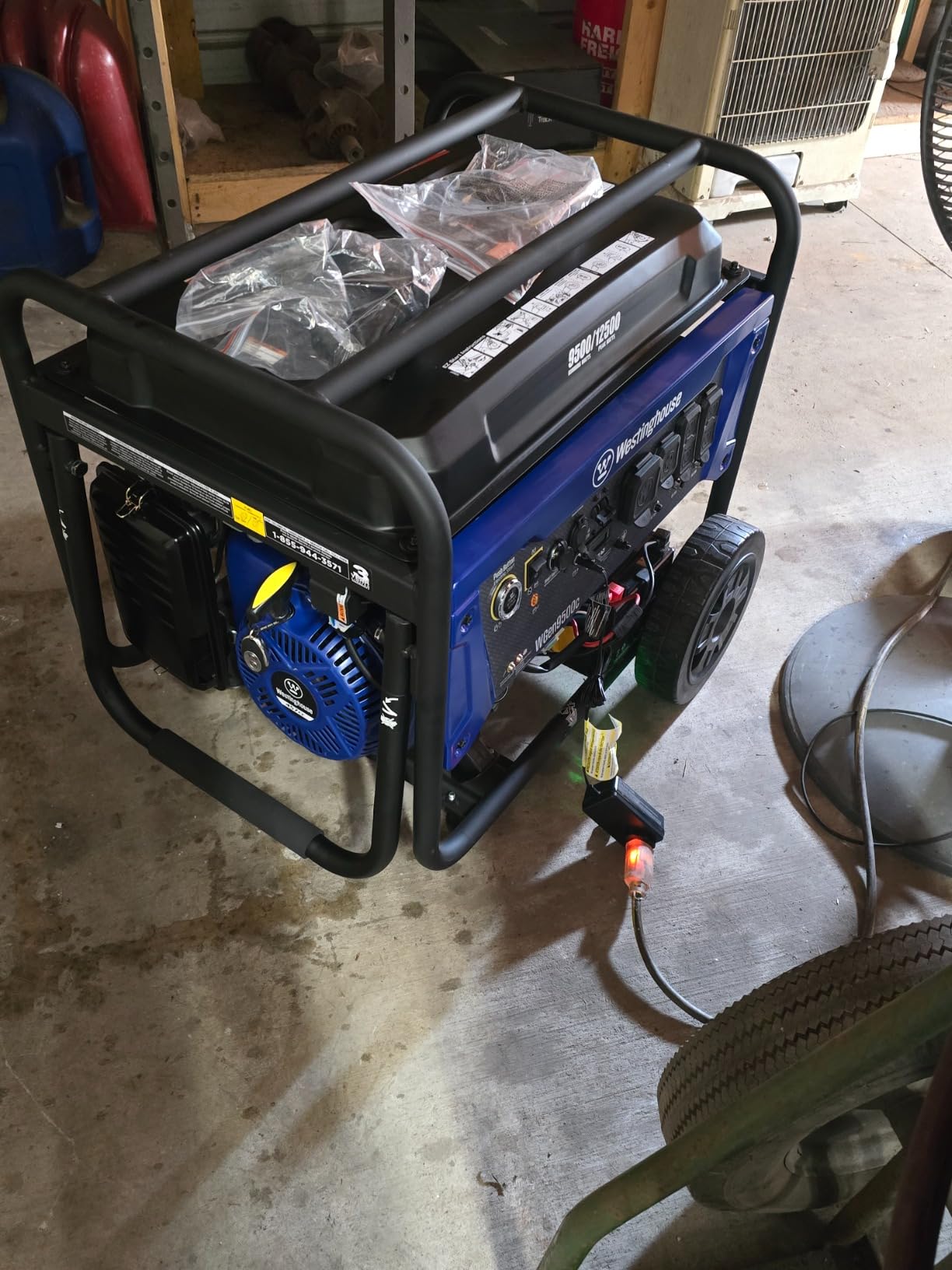 Westinghouse 12500 Peak Watt Home Backup Portable Generator, Remote Electric Start with Auto Choke, Transfer Switch Ready, Gas Powered, CO Sensor customer photo 1