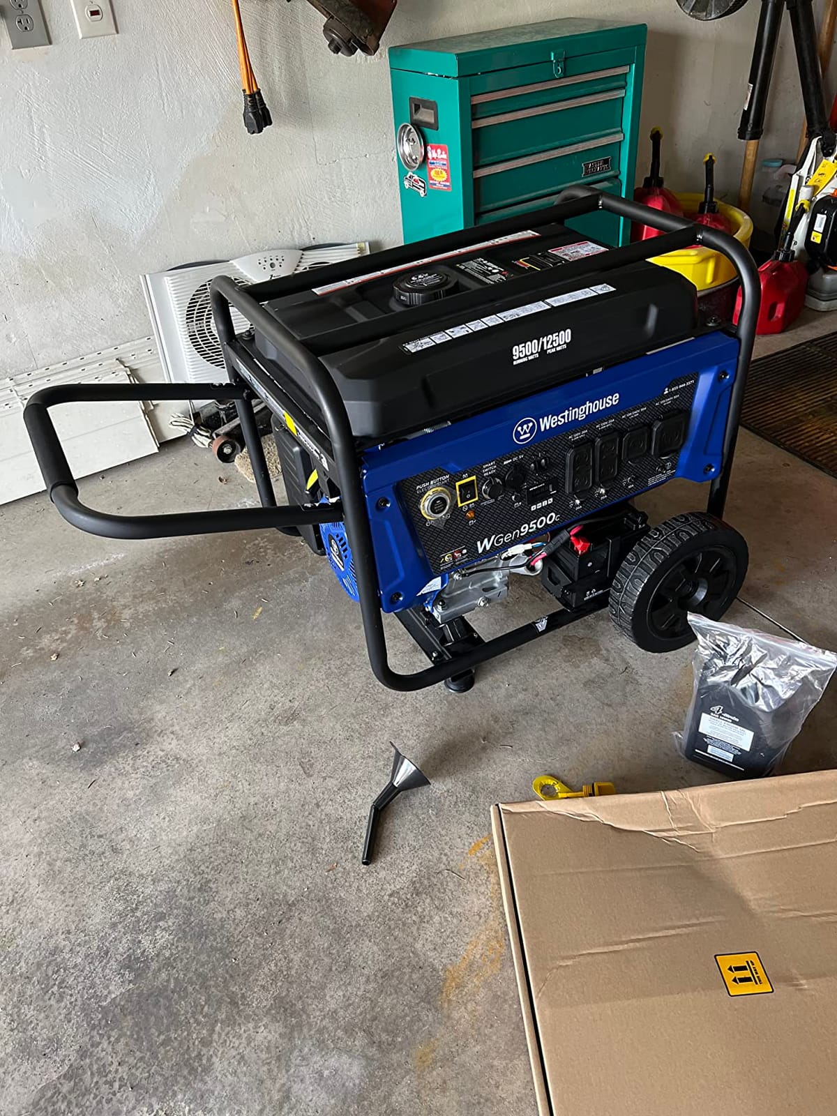 Westinghouse 12500 Peak Watt Home Backup Portable Generator, Remote Electric Start with Auto Choke, Transfer Switch Ready, Gas Powered, CO Sensor customer photo 2