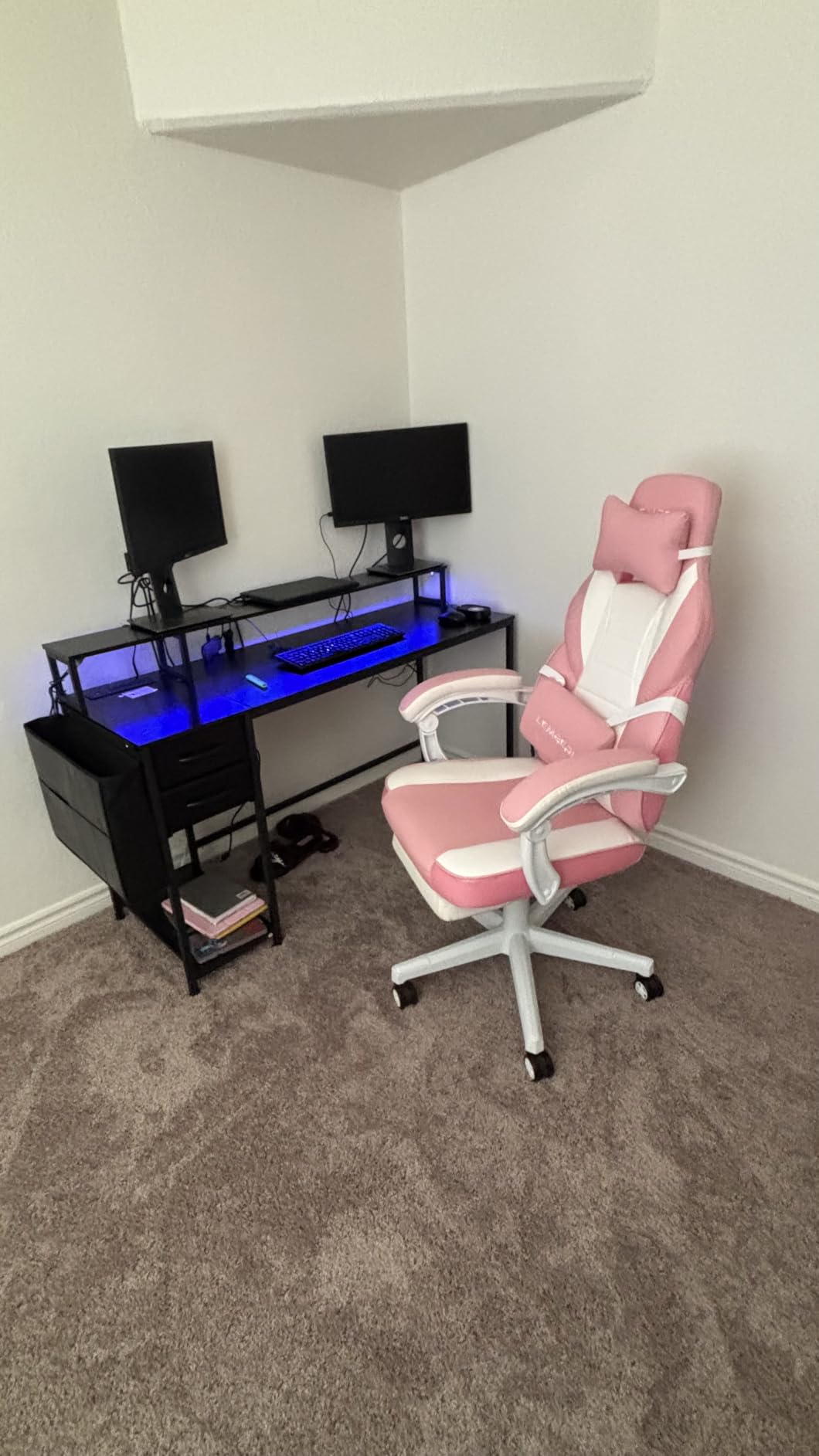 LEMBERI Big and Tall Gaming Chair, 400lb Capacity, Red customer photo 1