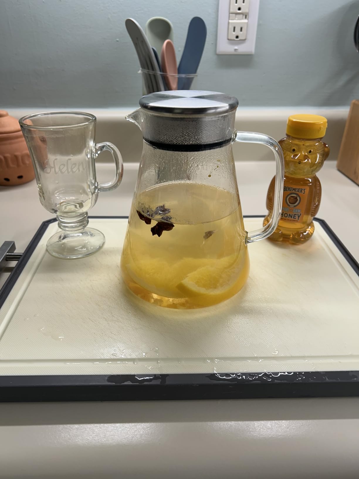 Teabloom One-Touch Tea Maker, 2-in-1 Teapot and Kettle with Stainless Steel Filter Lid for Loose Tea – Stain-Free Borosilicate Glass Teapot (27 Oz) – Tea Connoisseur's Choice customer photo 2
