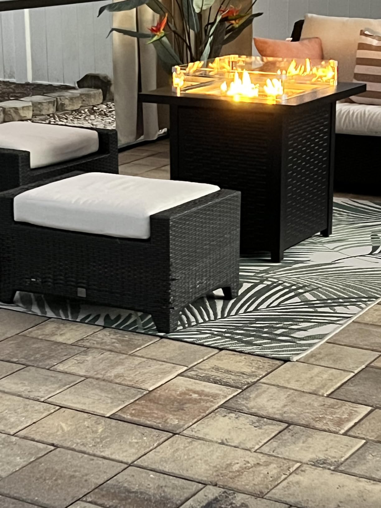 Ciays 28 Inch Propane Fire Pit CSA-Listed Outdoor Fire Pit Table, 50,000 BTU Steel Gas Fire Pits with Lid and Lava Rock, Add Warmth and Ambience to Parties On Patio Deck Garden,Black,CIFPT3-N1 customer photo 1