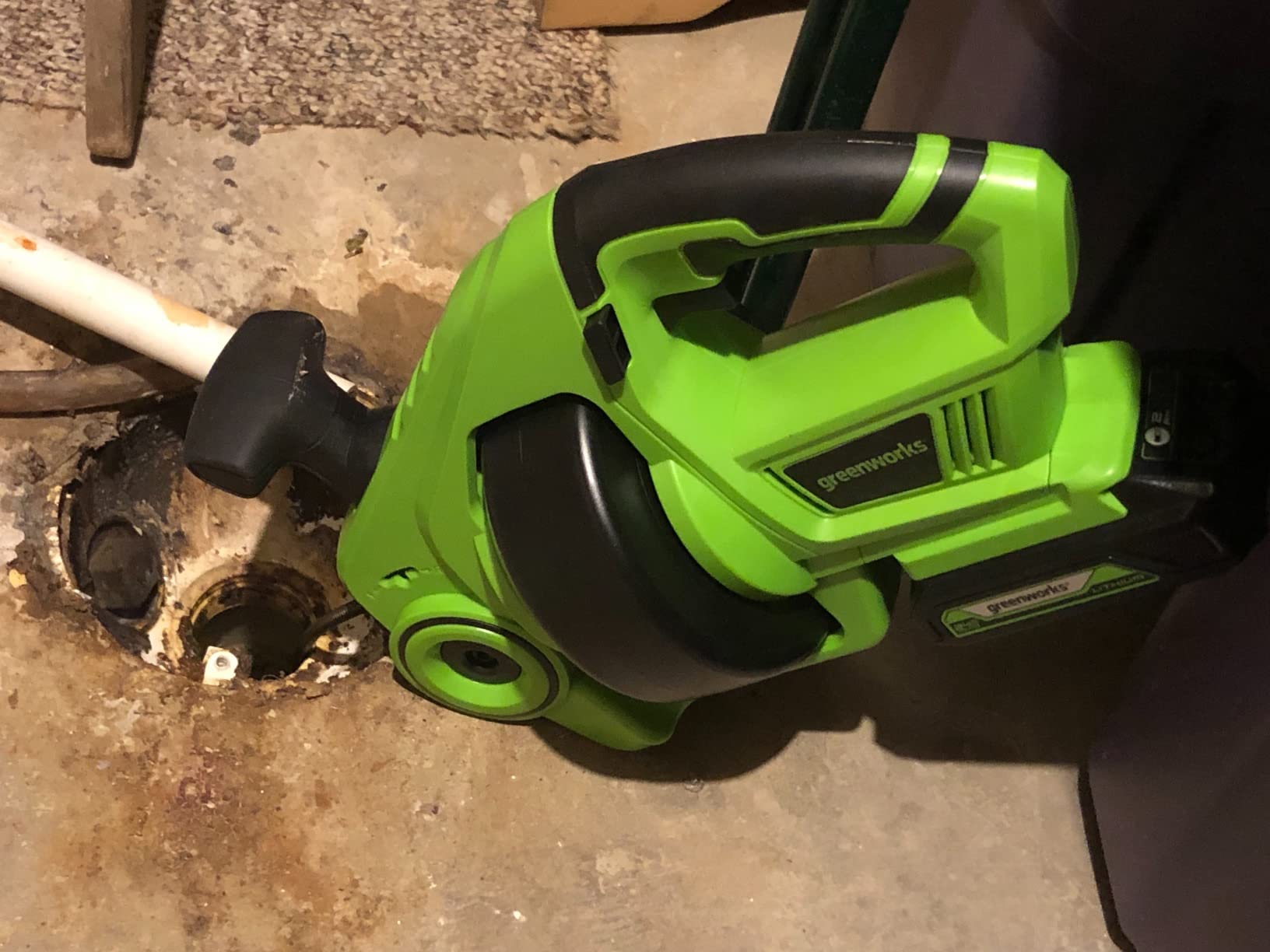Greenworks 24V Cordless Plumbing Drain Auger / Snake (23-FT / 560 RPM) For Unclogging Sinks, Shower Drains, Toilets, and More! (3/4