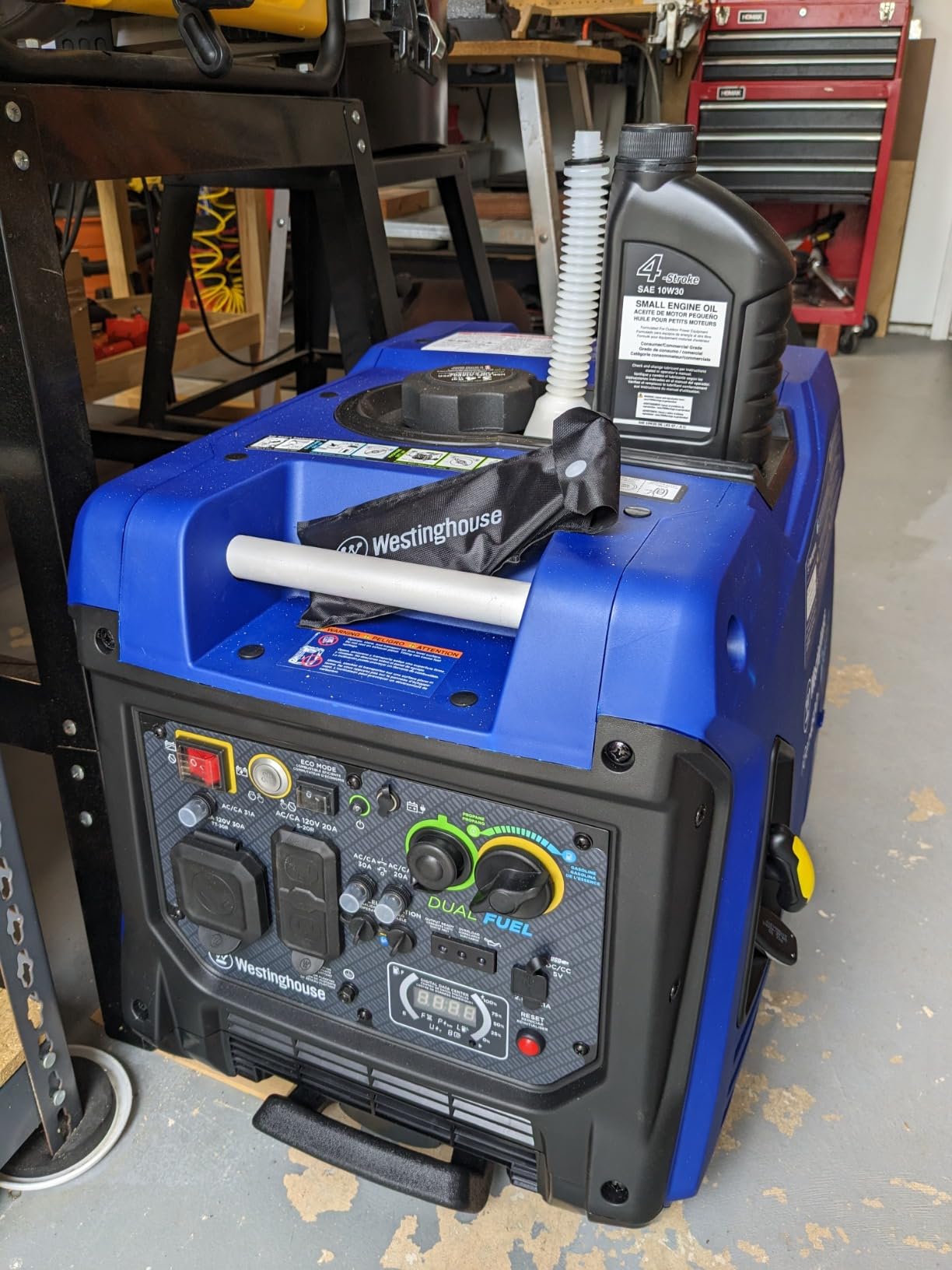 Westinghouse 5000 Peak Watt Super Quiet Dual Fuel Portable Inverter Generator, Remote Electric Start, Gas & Propane Powered, RV Ready 30A Outlet, Parallel Capable, Blue/Black customer photo 1