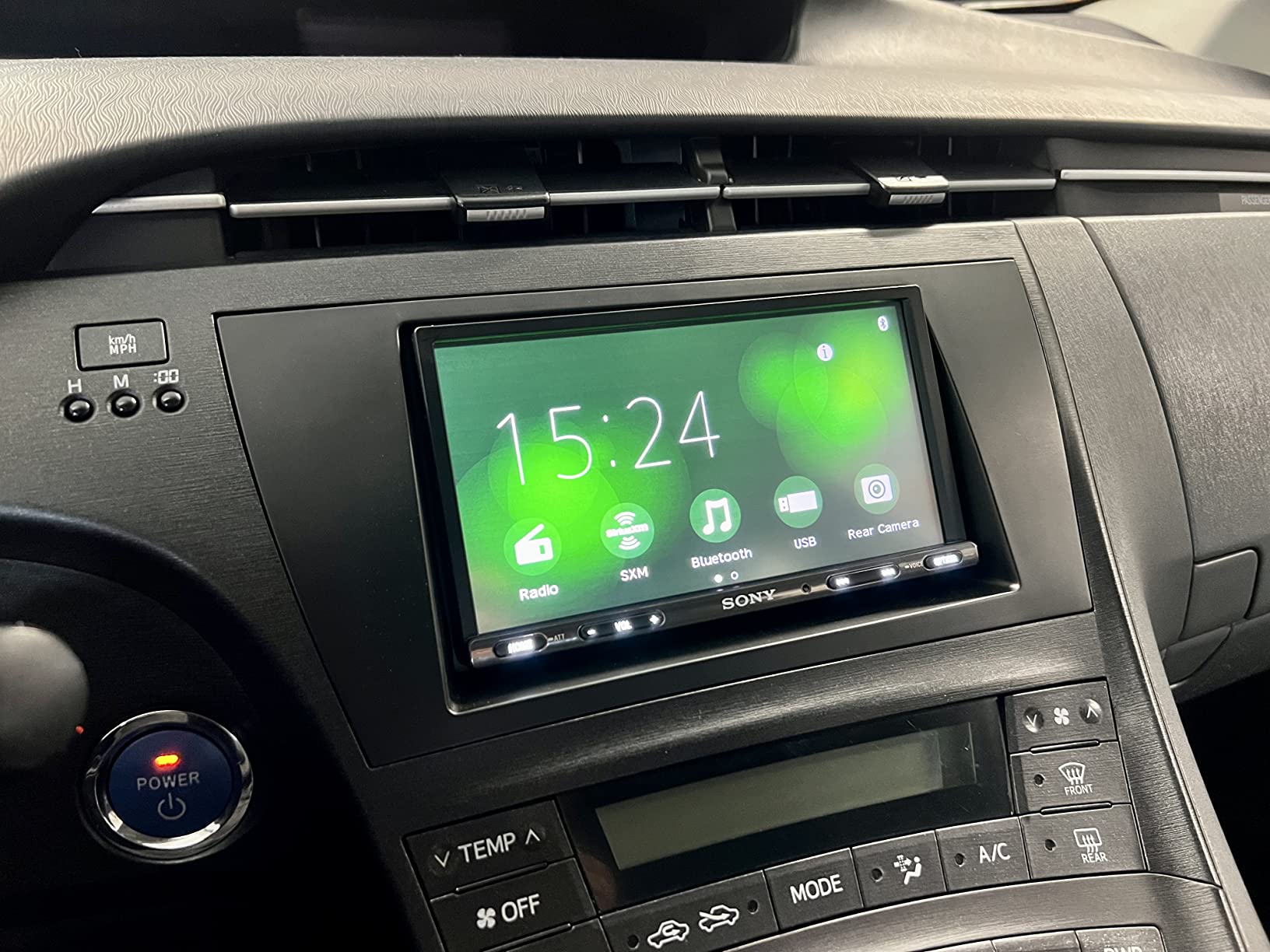 Sony XAV-AX3200 7-Inch Multimedia Receiver with Apple CarPlay/Android Auto customer photo 2