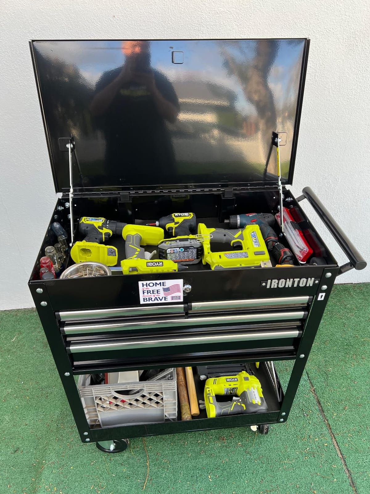 Ironton Slide-Top Mobile Tool Chest, 4 Locking Drawers, Powder-Coat customer photo 1