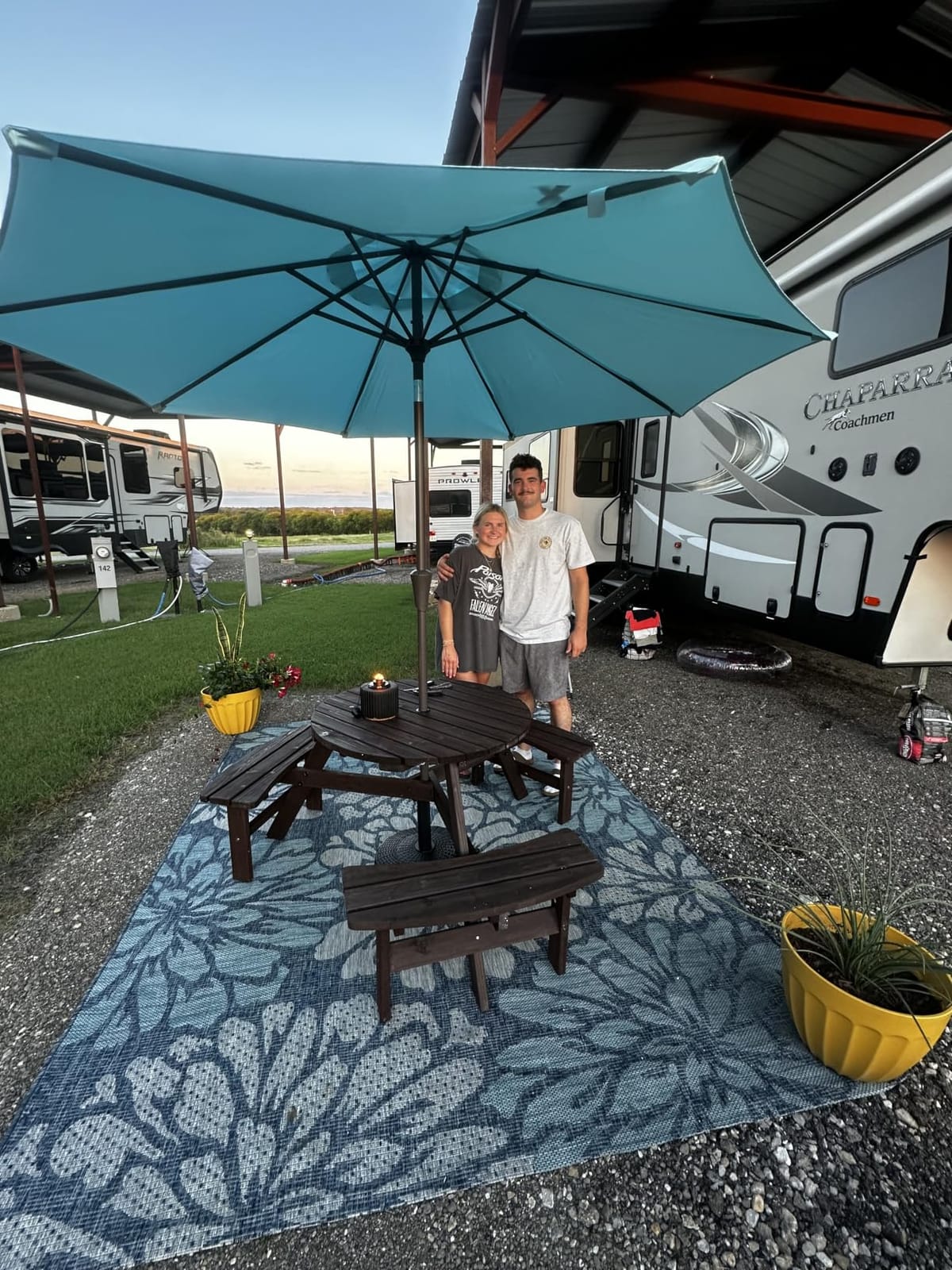 JEAREY 9FT Outdoor Patio Umbrella, Market Umbrella, Beige customer photo 1