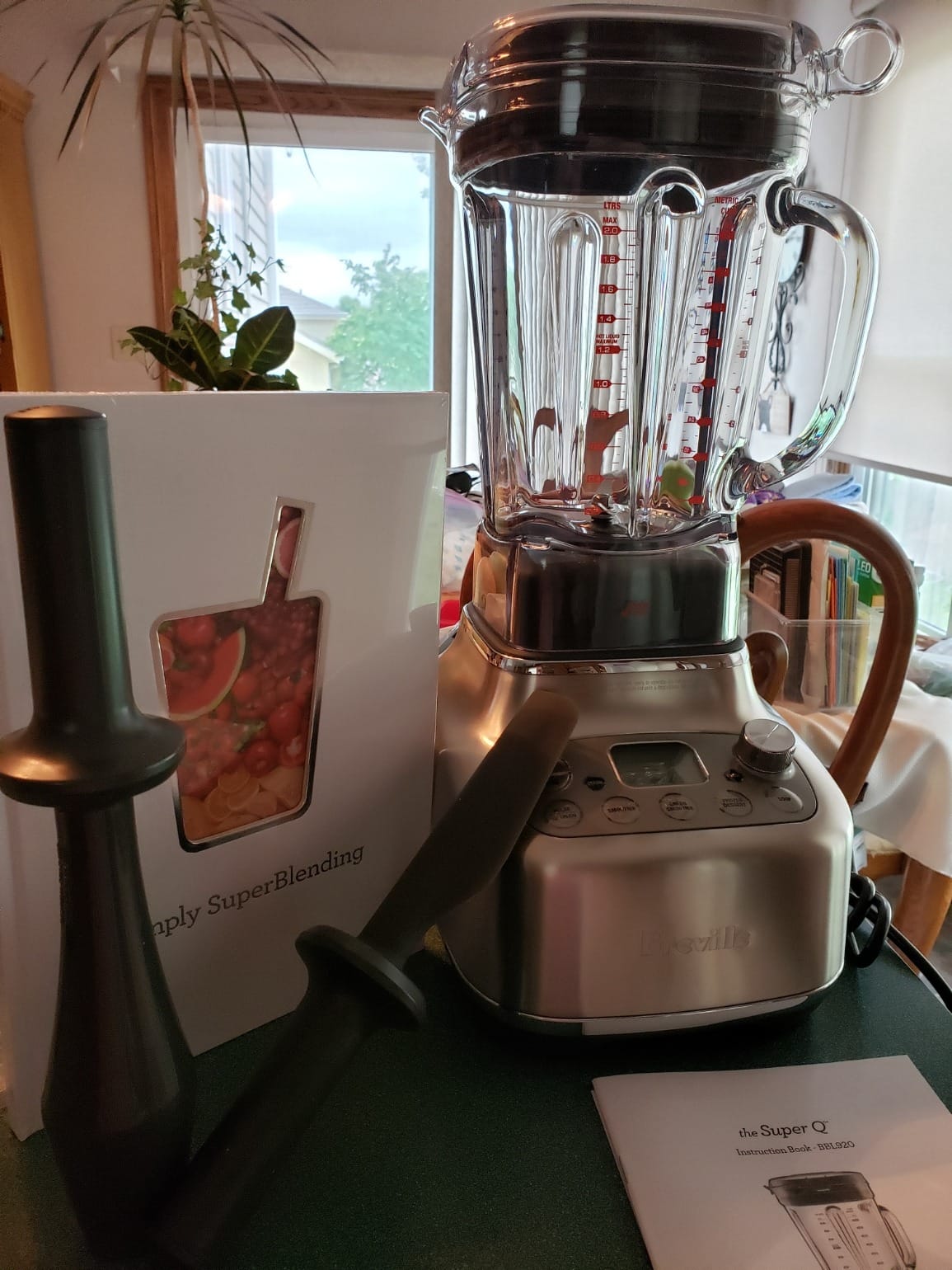 Breville BBL920BTR Super Q Home Blender, Black Truffle customer photo 1