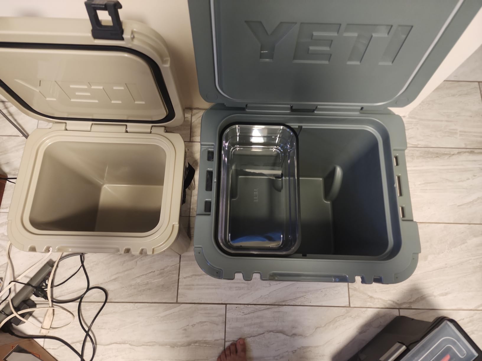 YETI Roadie 48 Wheeled Cooler with Retractable Periscope Handle customer photo 1