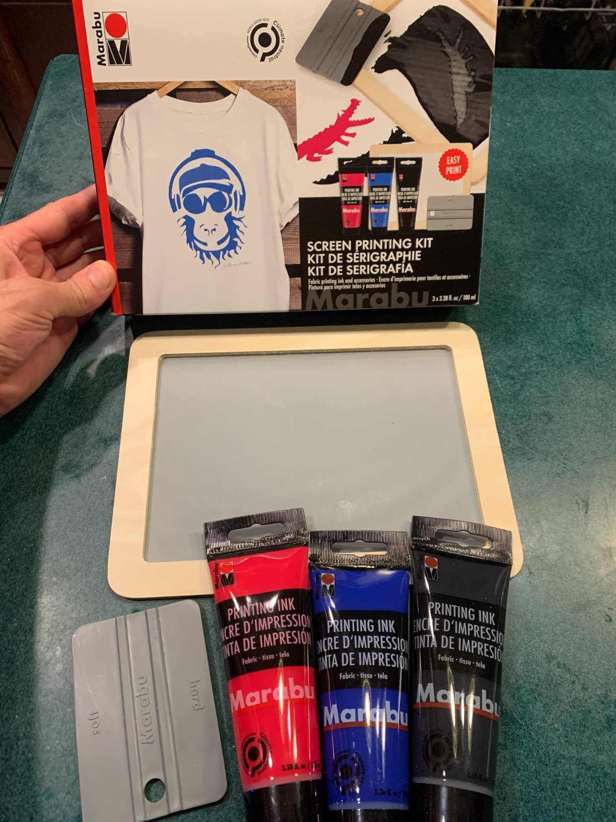 Marabu Screen Printing Kit Set - Screen Print Kit with Reusable Wooden Frame, 1 Screen Printing Squeegee, and 3 x 100ml Ink - Silk Screen Printing Kit for Beginners customer photo 2