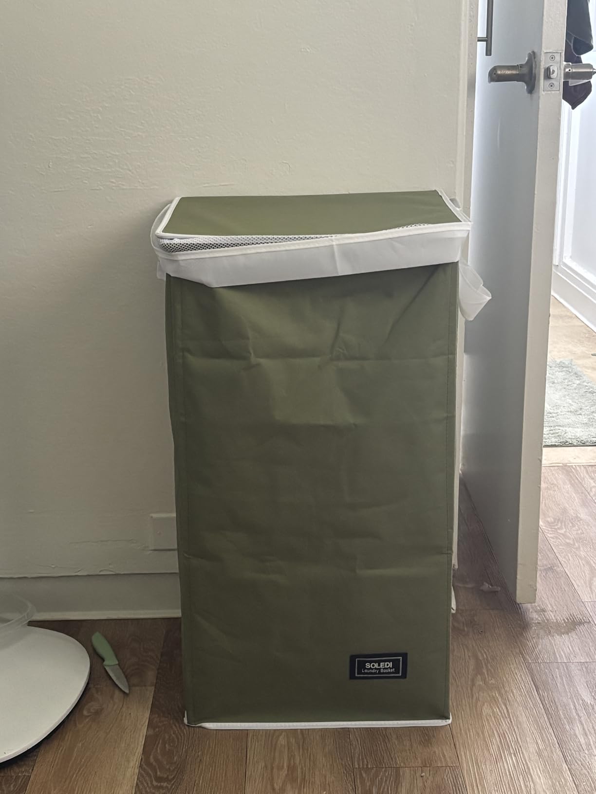 SOLEDI 100L Laundry Hamper with Lid, Large Collapsible Laundry Basket customer photo 2