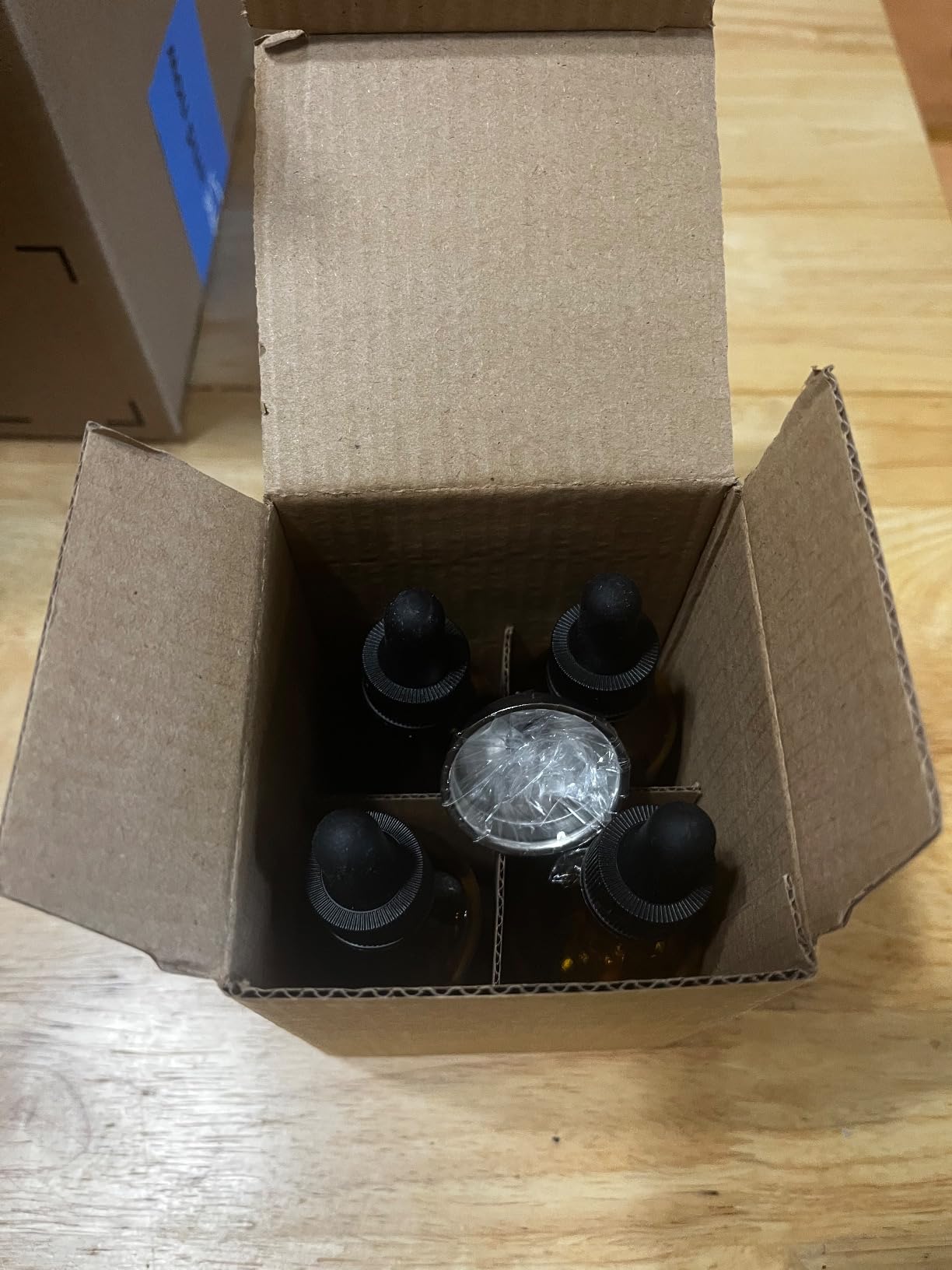4 Pack, 2 oz Bottles with Dropper & 1 Funnel & 4 Labels - Essential Oils Bottles for Health, Personal Care & Beauty - 60ml Thick Dark Amber Glass Tincture Bottles, Refillable Cosmetic Containers customer photo 2