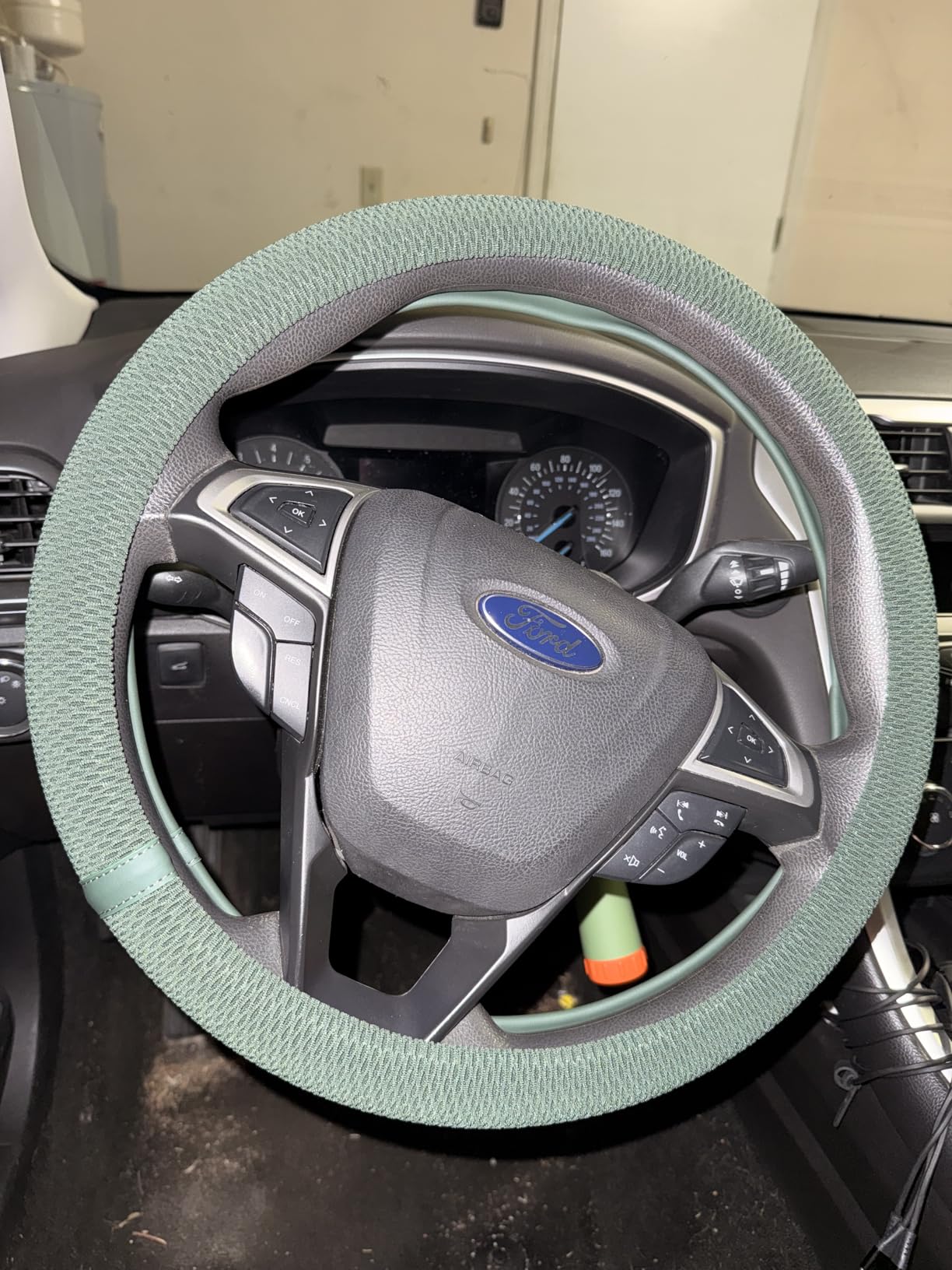 LKWLIKEI Car Steering Wheel Cover, Universal 15 inch, The Latest Microfiber Leather Breathable Technology Fabric, Non-Slip, Comfortable, Warm in Winter and Cool in Summer, Grey customer photo 1