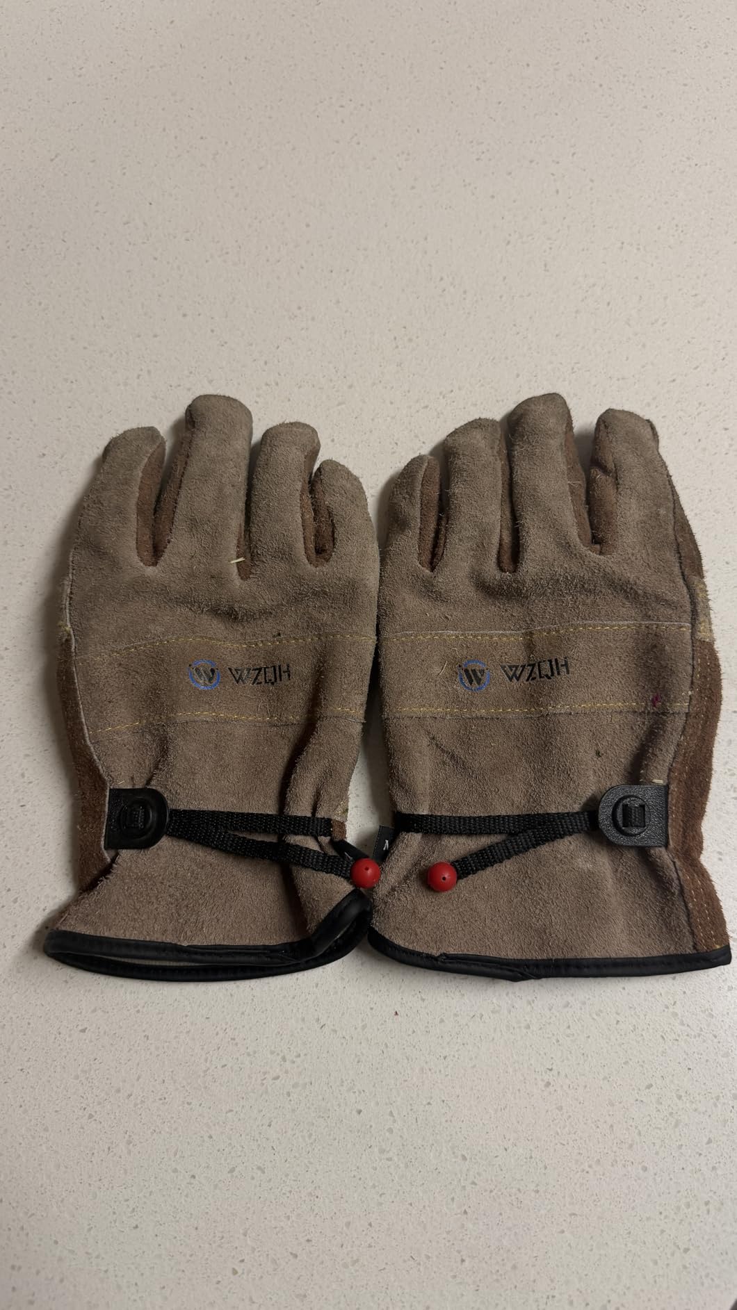 WZQH Leather Work Gloves for Men or Women.Gardening,Welding,Coffee-grey L customer photo 2