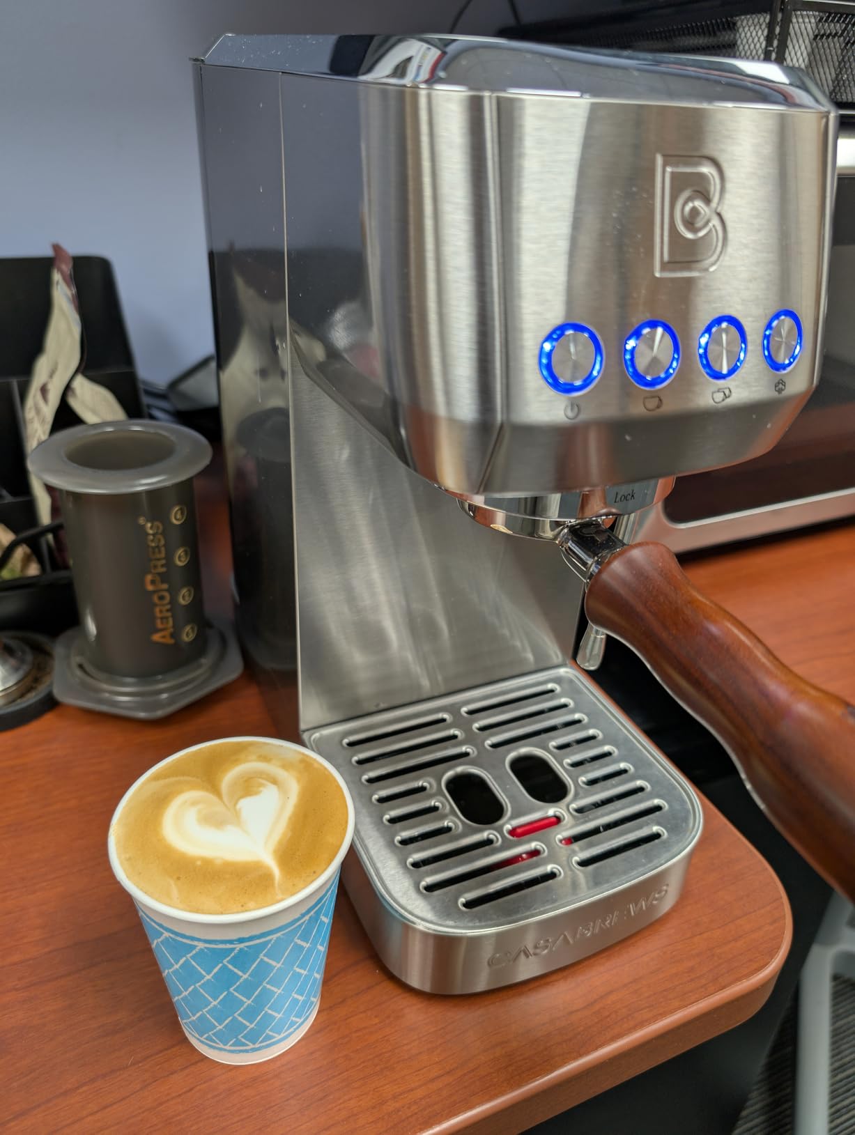 CASABREWS 3700 Essential Stainless Steel Espresso Machine with Steam Wand customer photo 1