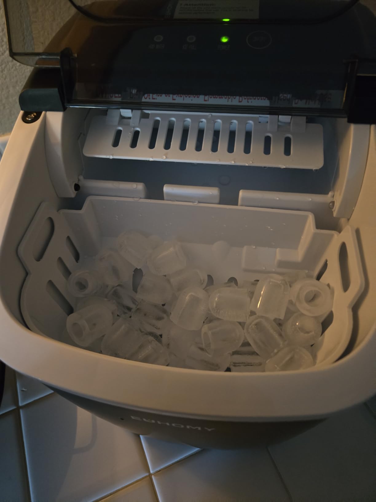 EUHOMY Countertop Ice Maker Machine with Handle, 26lbs in 24Hrs, 9 Ice Cubes Ready in 6 Mins, Auto-Cleaning Portable Ice Maker with Basket and Scoop, for Home/Kitchen/Camping/RV. (Black) customer photo 1