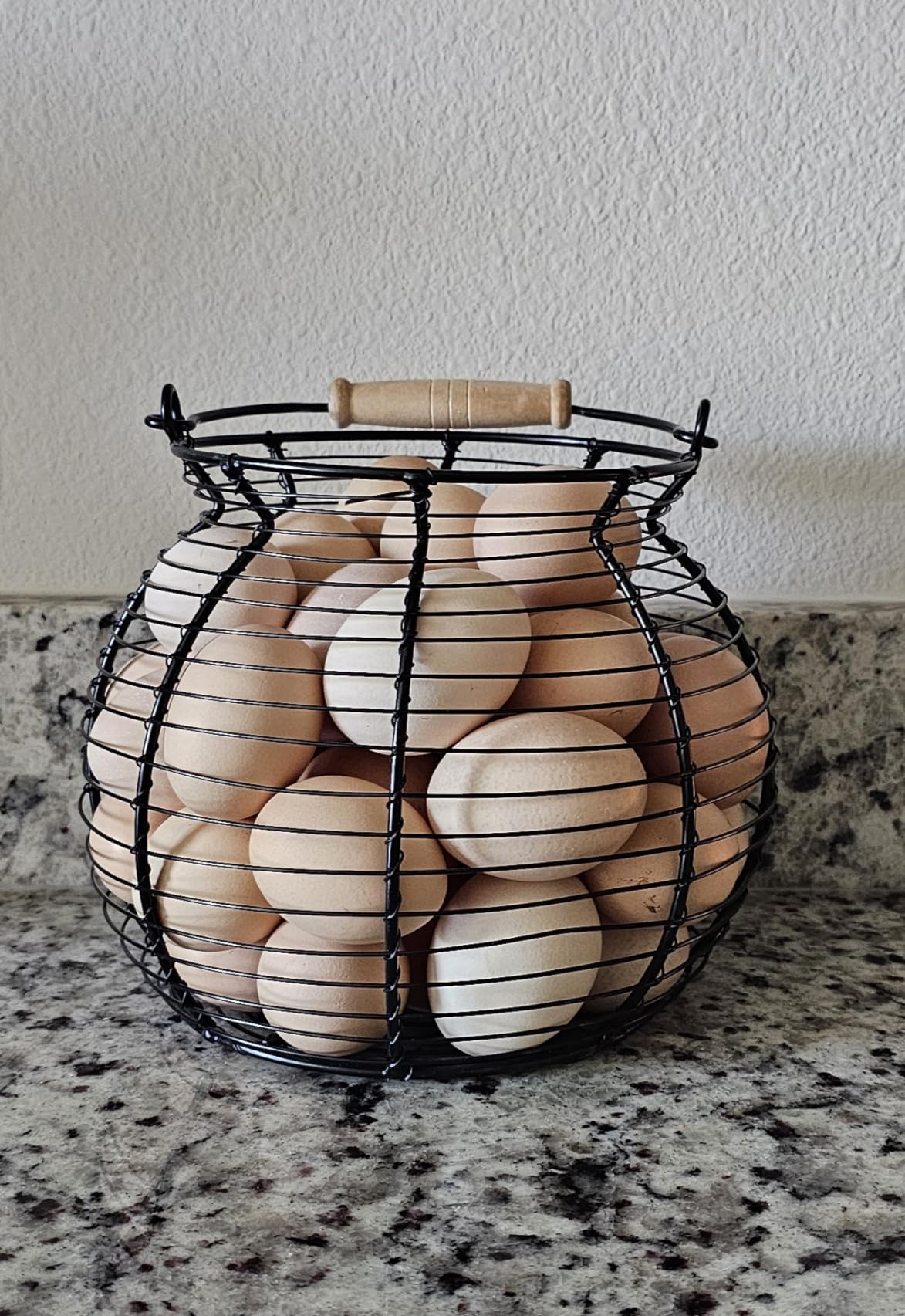 Flexzion Wire Egg Basket for Collecting Fresh Eggs, Black Countertop Holder customer photo 2