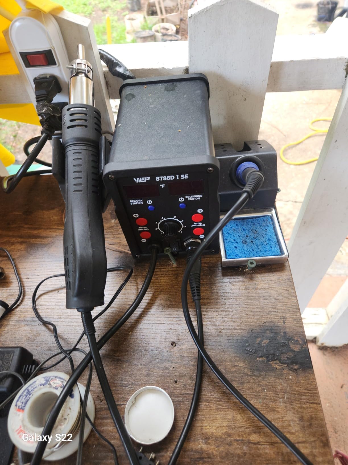 WEP 8786D-I SE Hot Air Soldering Iron Station Kit 2-IN-1 for Rework, Desoldering with Lead-Free Solder Wire, 5 Soldering Tips, 3 Hot Air Nozzles,Tweezers, Desoldering Pump customer photo 1